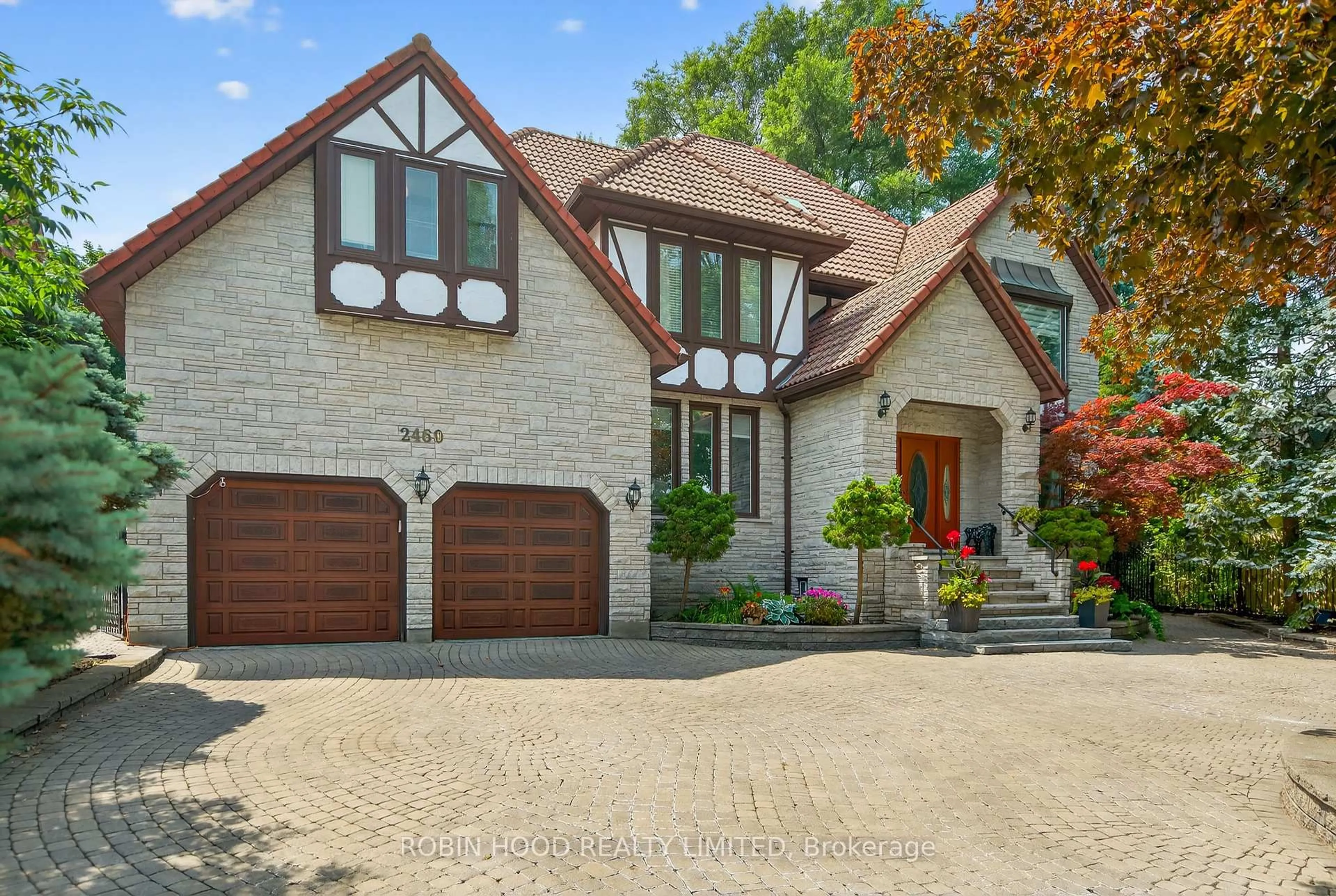 Home with brick exterior material, street for 2460 Hammond Rd, Mississauga Ontario L5K 1T2