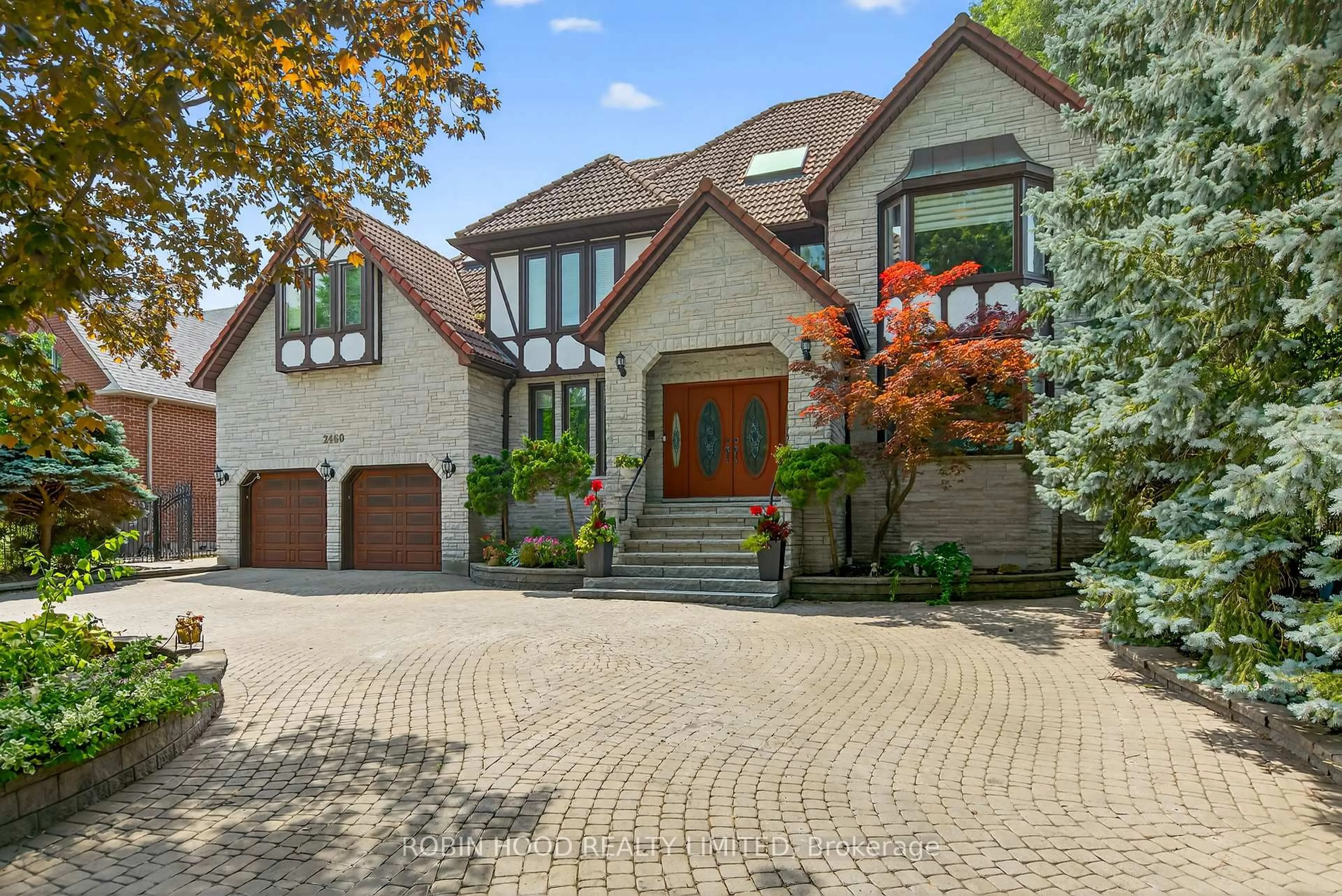 Home with brick exterior material, street for 2460 Hammond Rd, Mississauga Ontario L5K 1T2