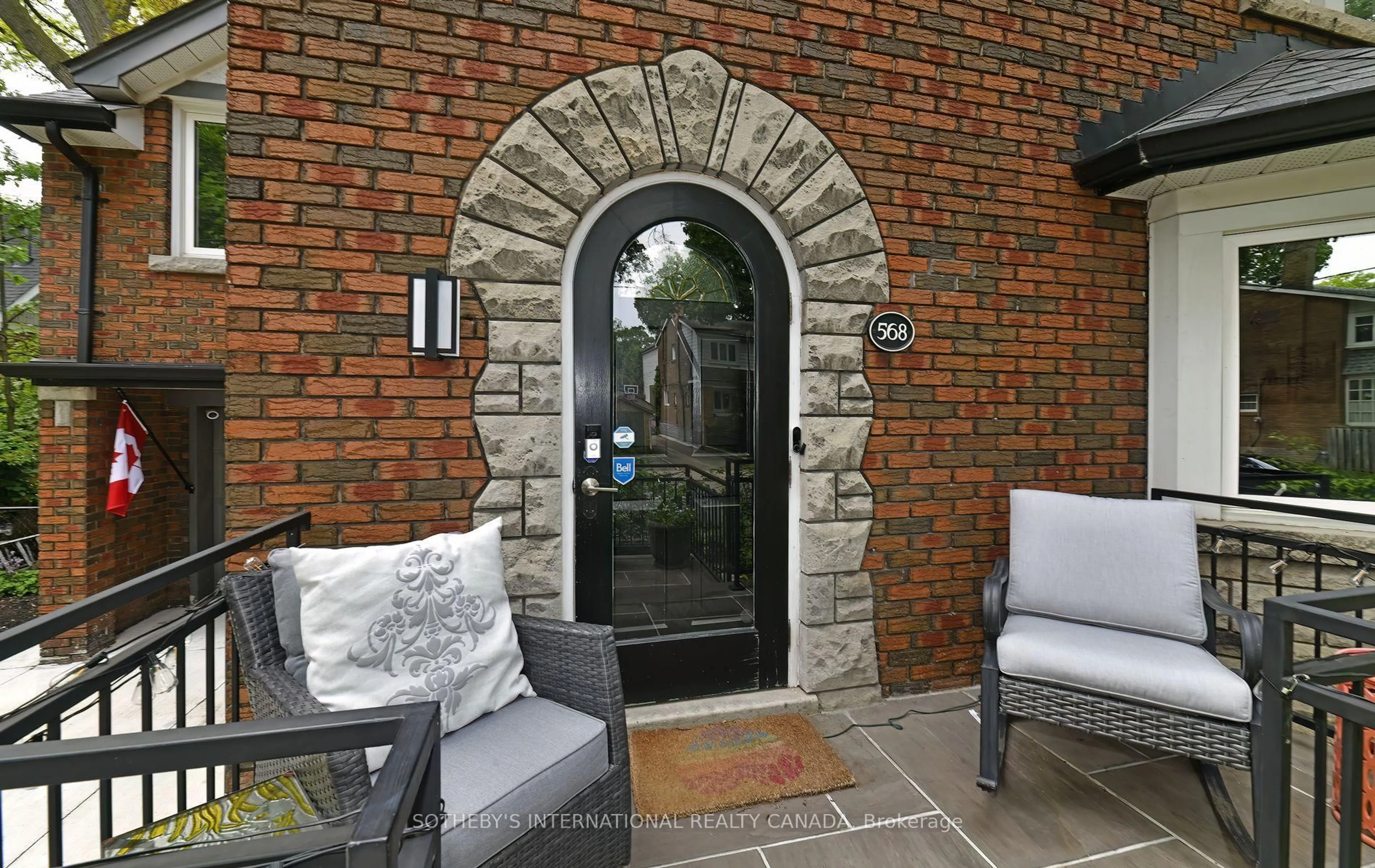 Patio, street for 568 Windermere Ave, Toronto Ontario M6S 3L6