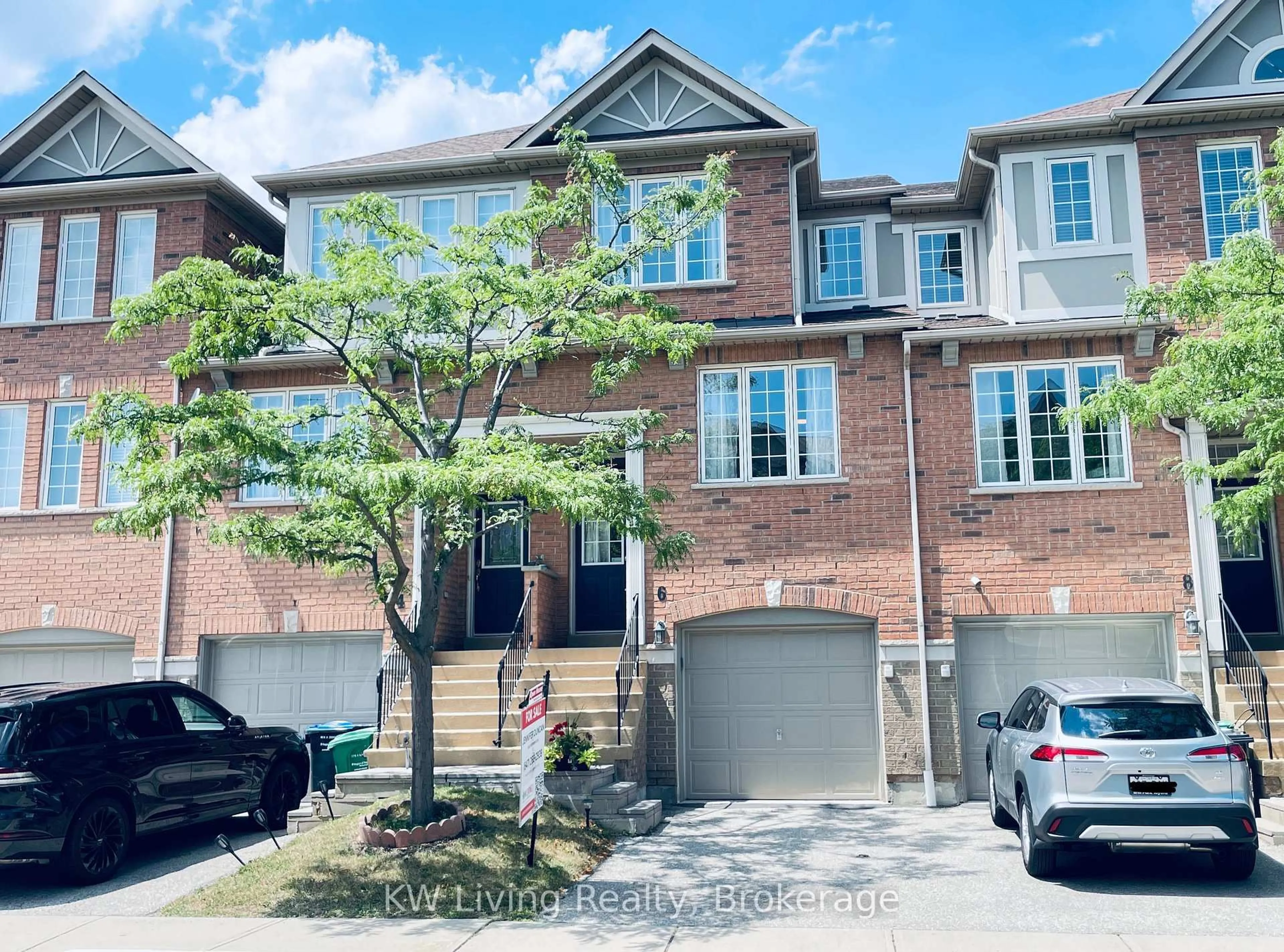 Home with brick exterior material, street for 5055 Heatherleigh Ave #6, Mississauga Ontario L5V 2R6