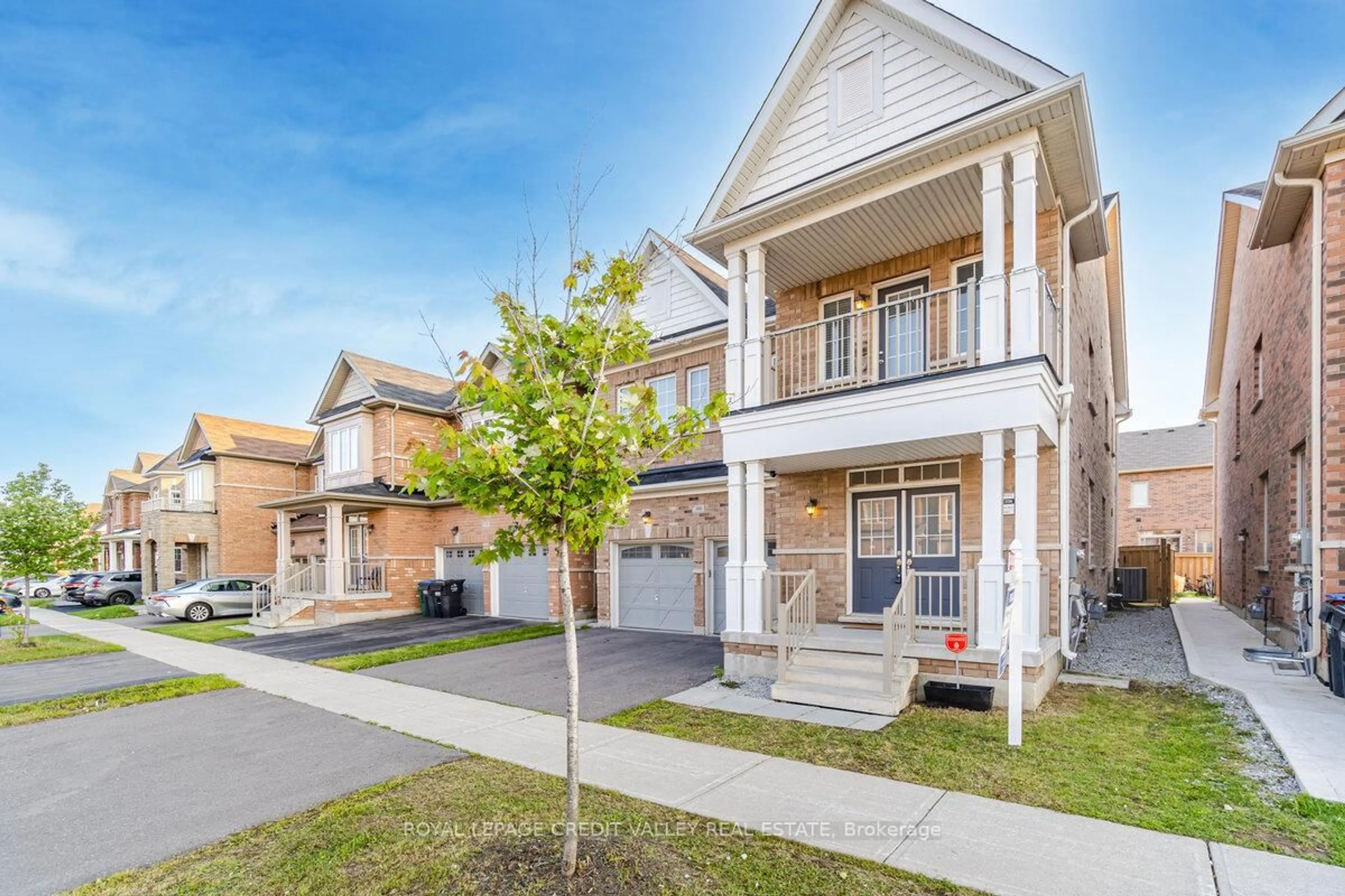 Home with brick exterior material, street for 380 Robert Parkinson Dr, Brampton Ontario L7A 4B8