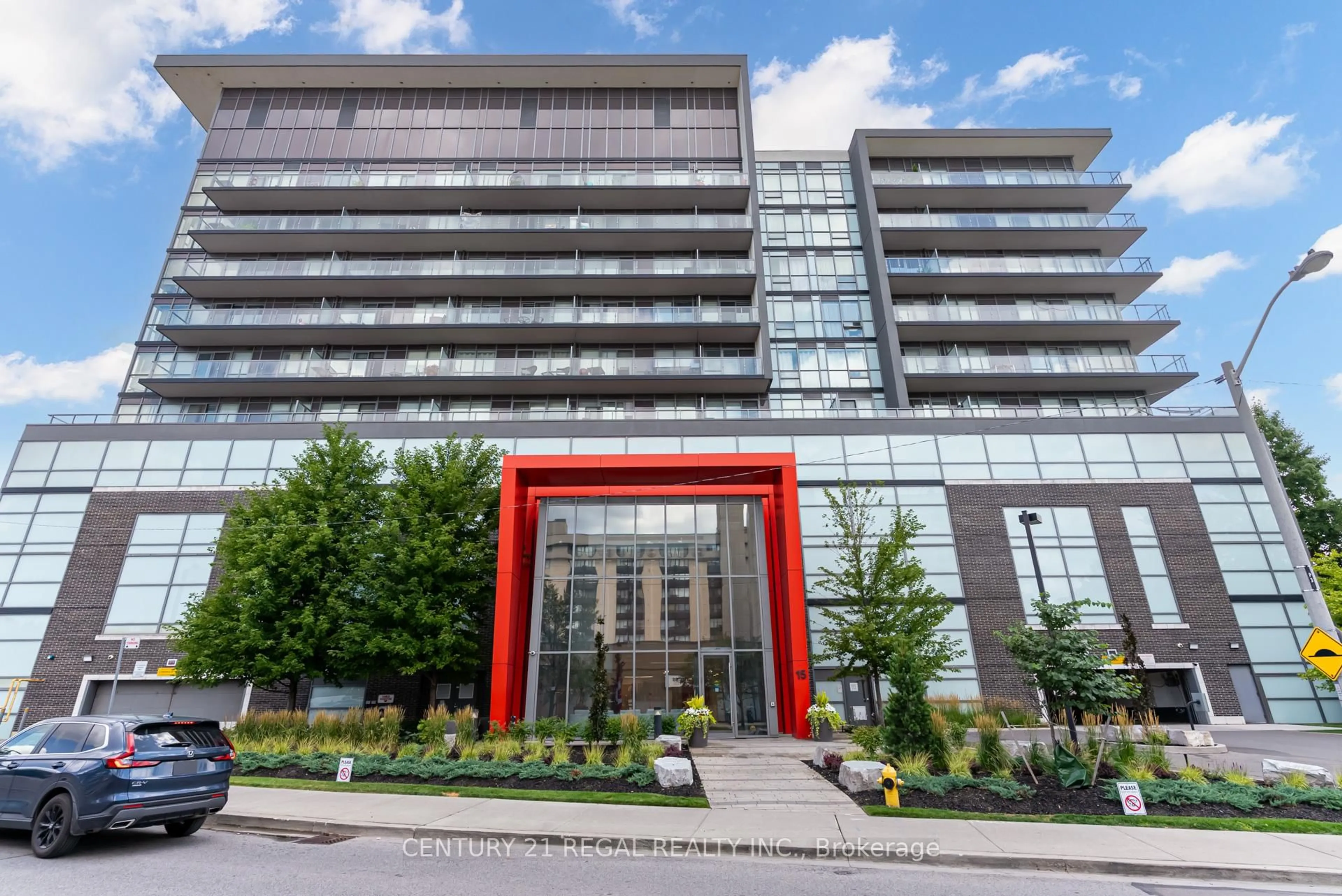Indoor foyer for 15 James Finlay Way #710, Toronto Ontario M3M 0B3