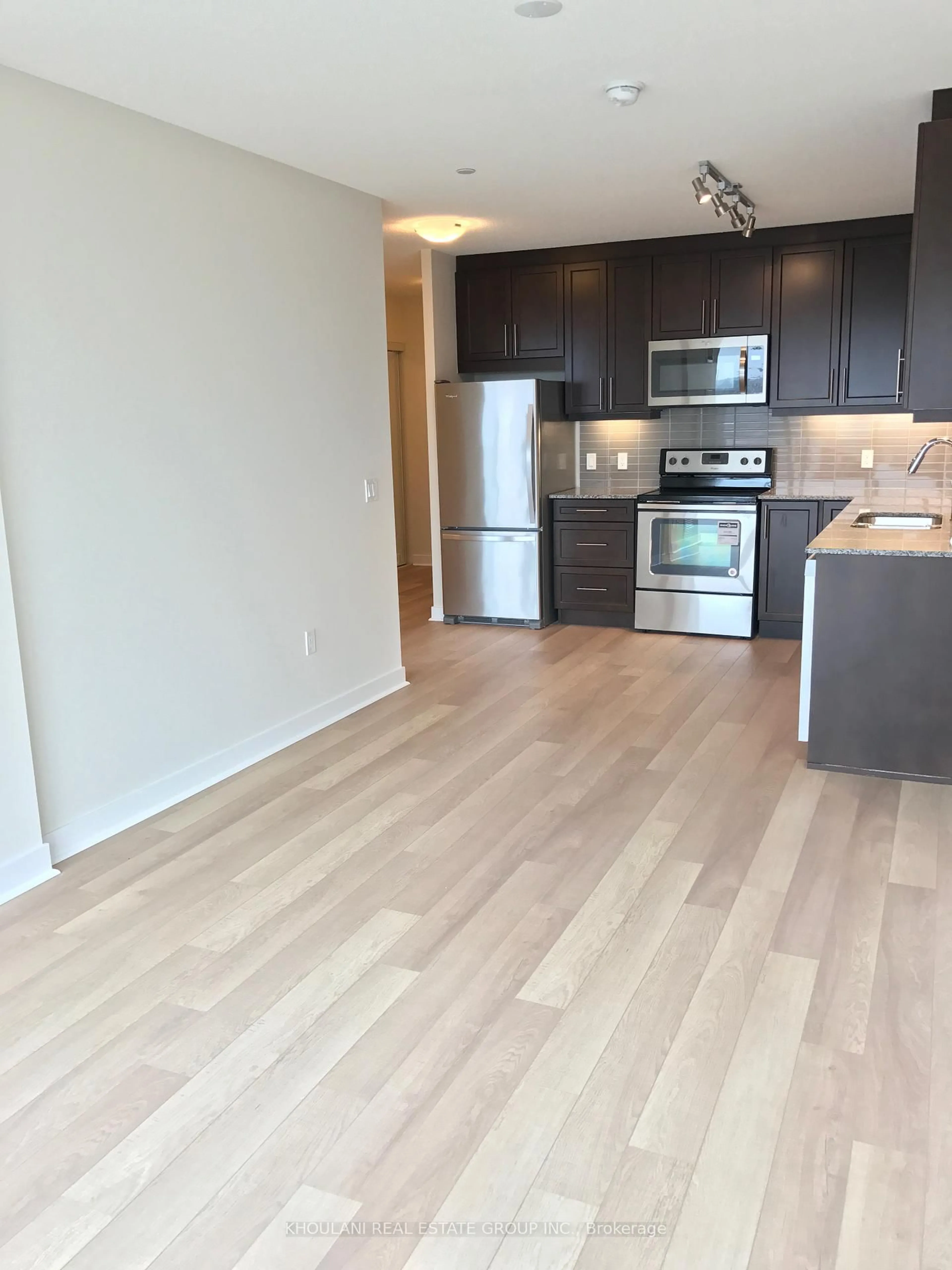 Unknown for 3975 Grand Park Dr #408, Mississauga Ontario L5B 0K4
