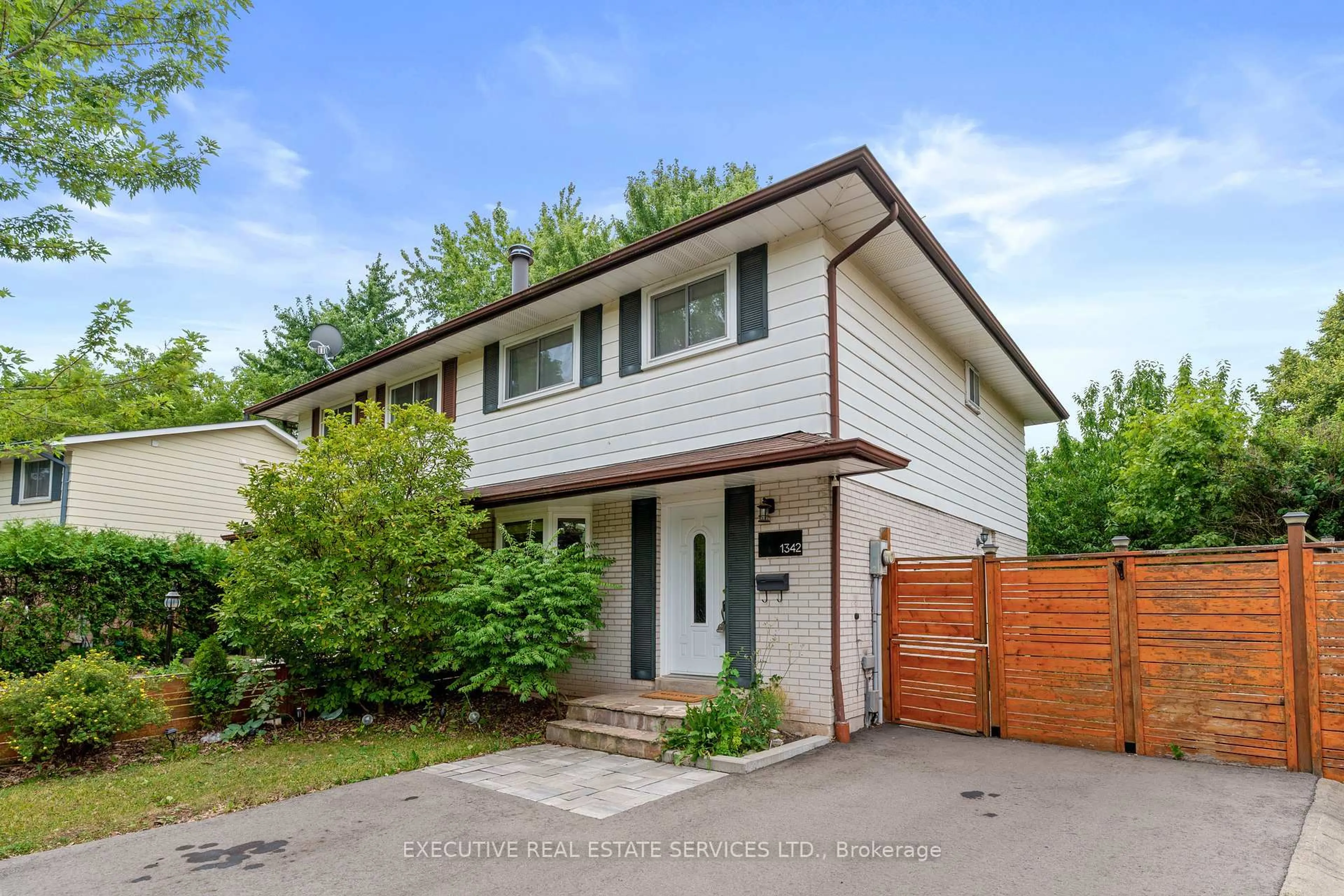Unknown for 1342 Roylen Rd, Oakville Ontario L6H 1V4