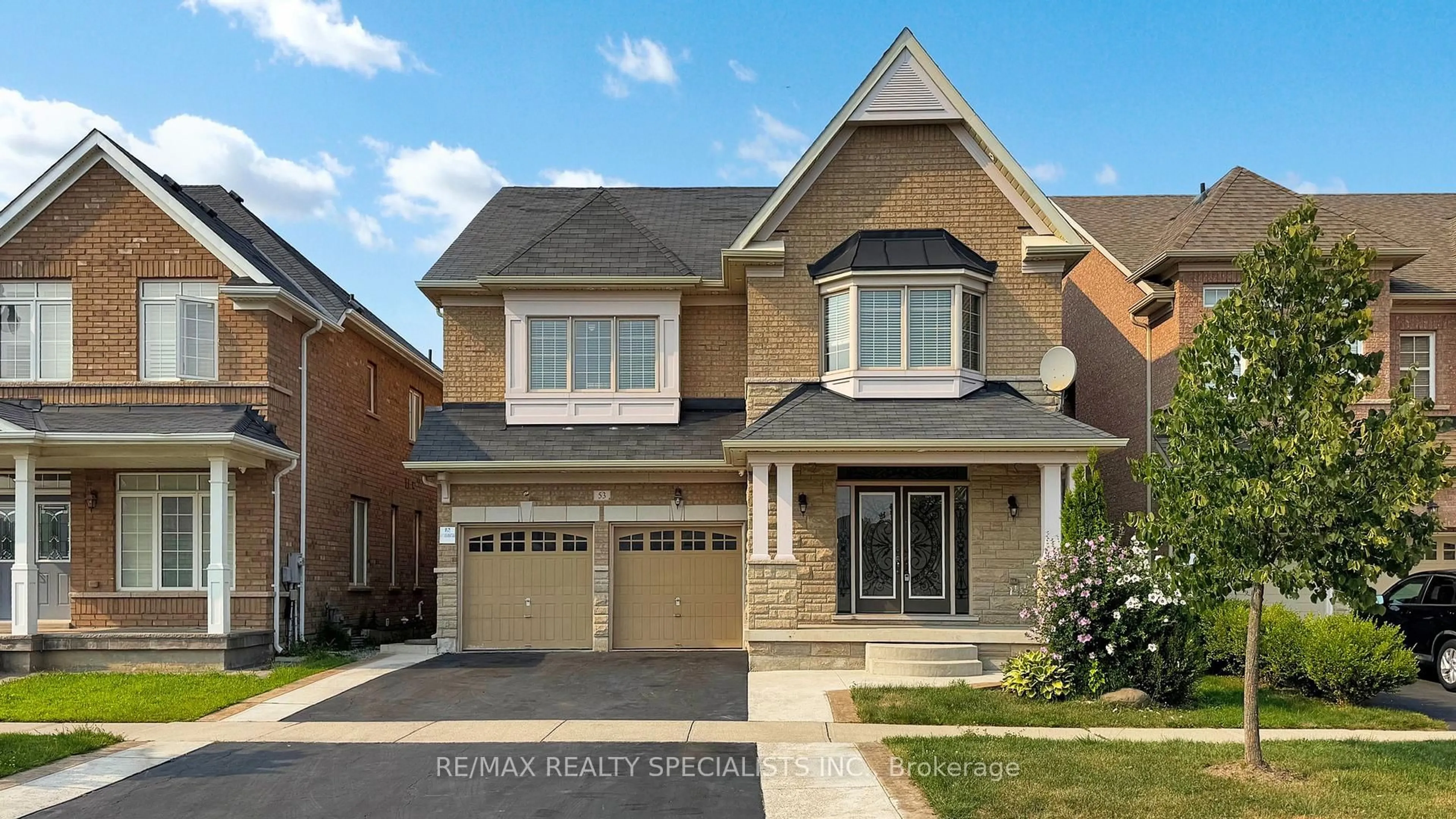 Home with brick exterior material, street for 53 Heatherglen Dr, Brampton Ontario L6Y 5X2