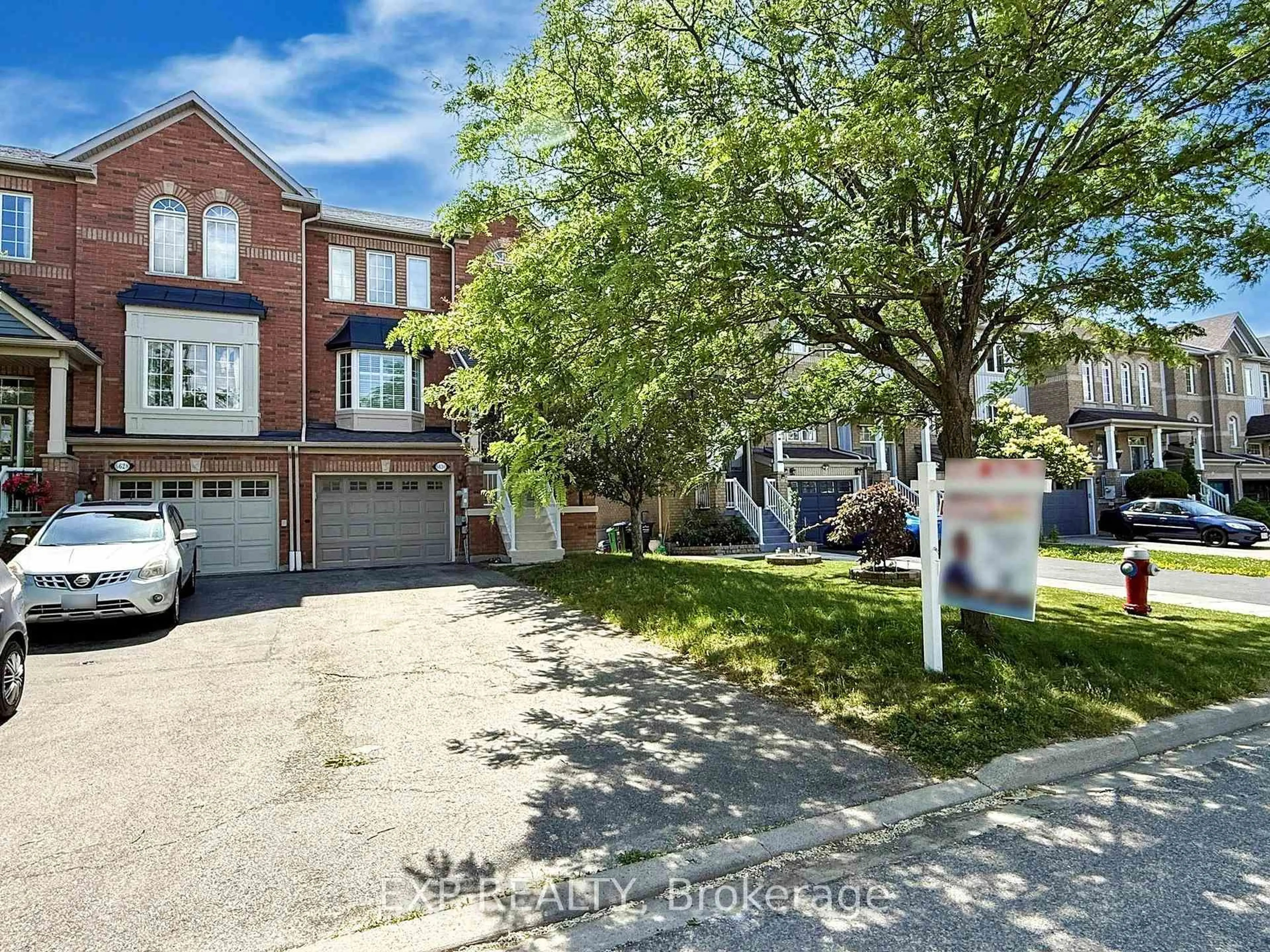 Home with brick exterior material, street for 6630 Opera Glass Cres, Mississauga Ontario L5W 1R8