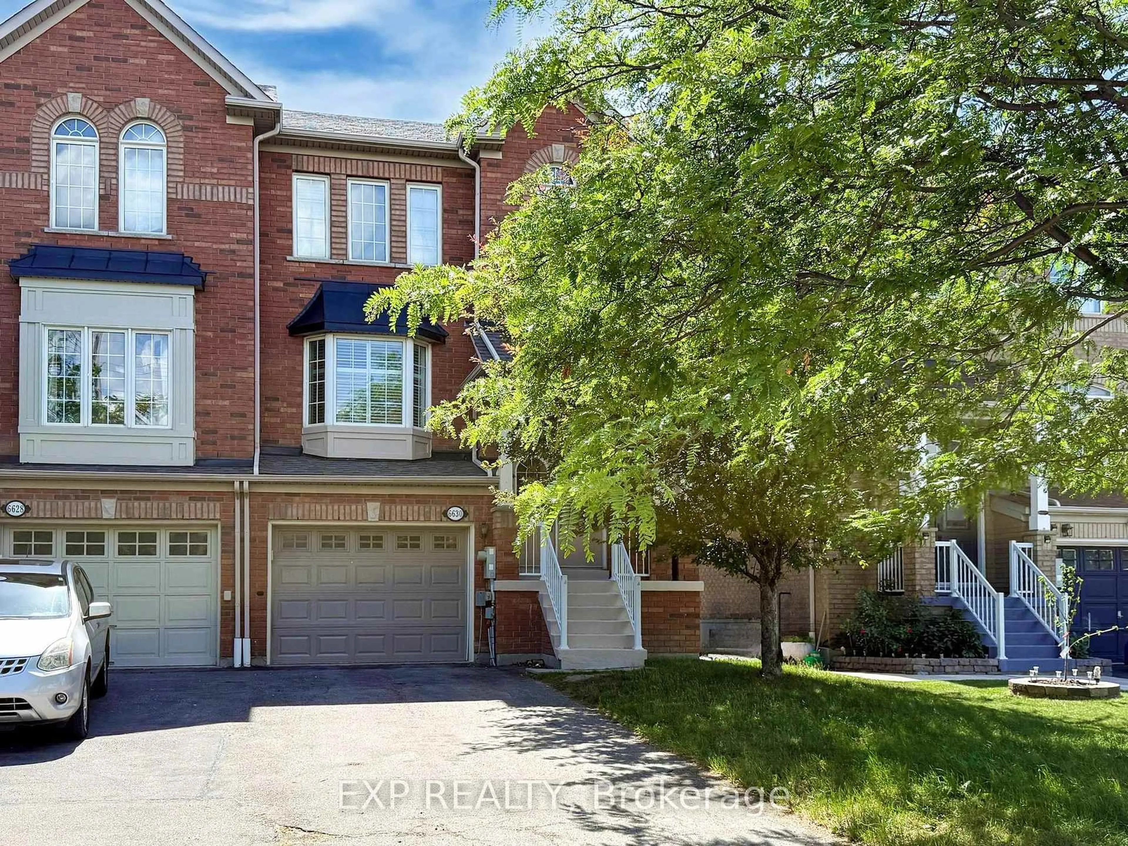 Home with brick exterior material, street for 6630 Opera Glass Cres, Mississauga Ontario L5W 1R8