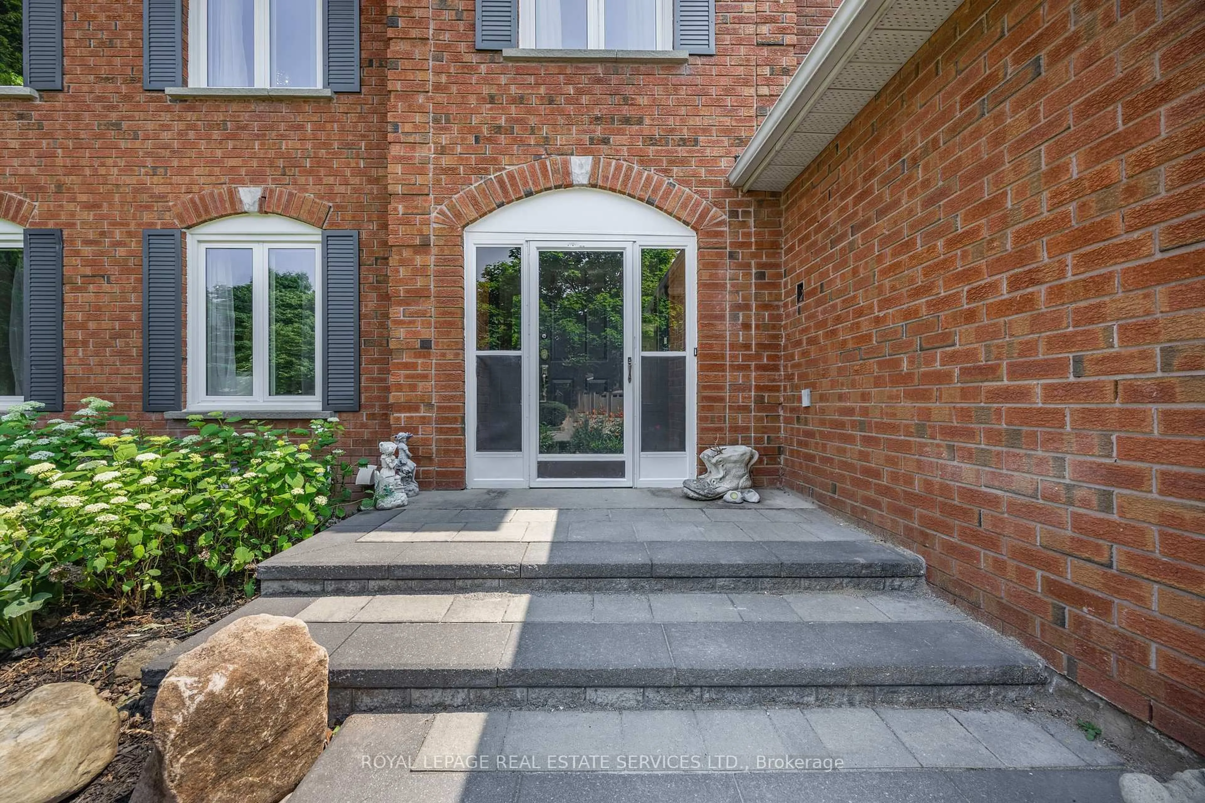 Unknown for 3551 Wass Cres, Oakville Ontario L6L 6G2
