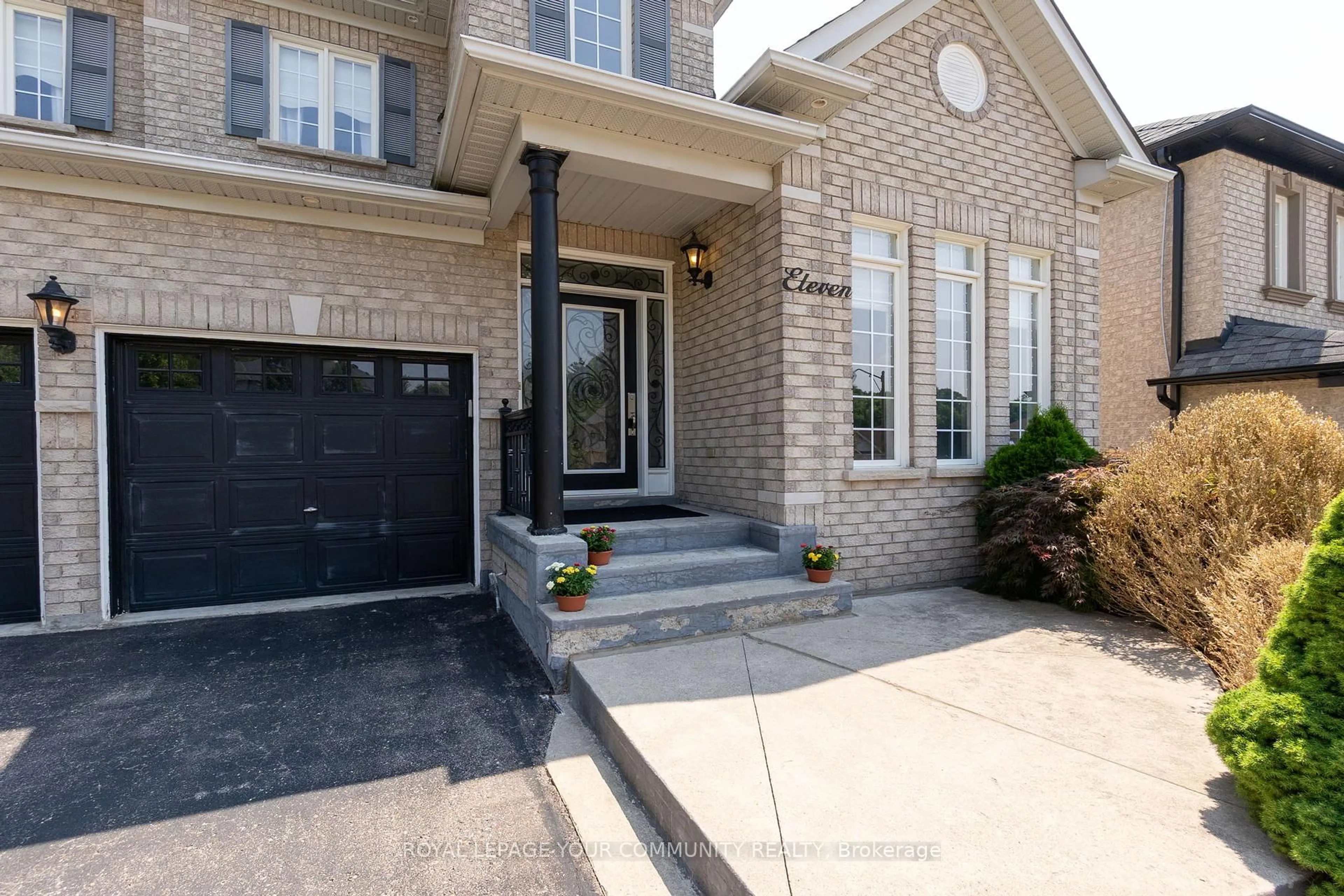 Home with brick exterior material, street for 11 Evans Rdge, Caledon Ontario L7E 2Z2