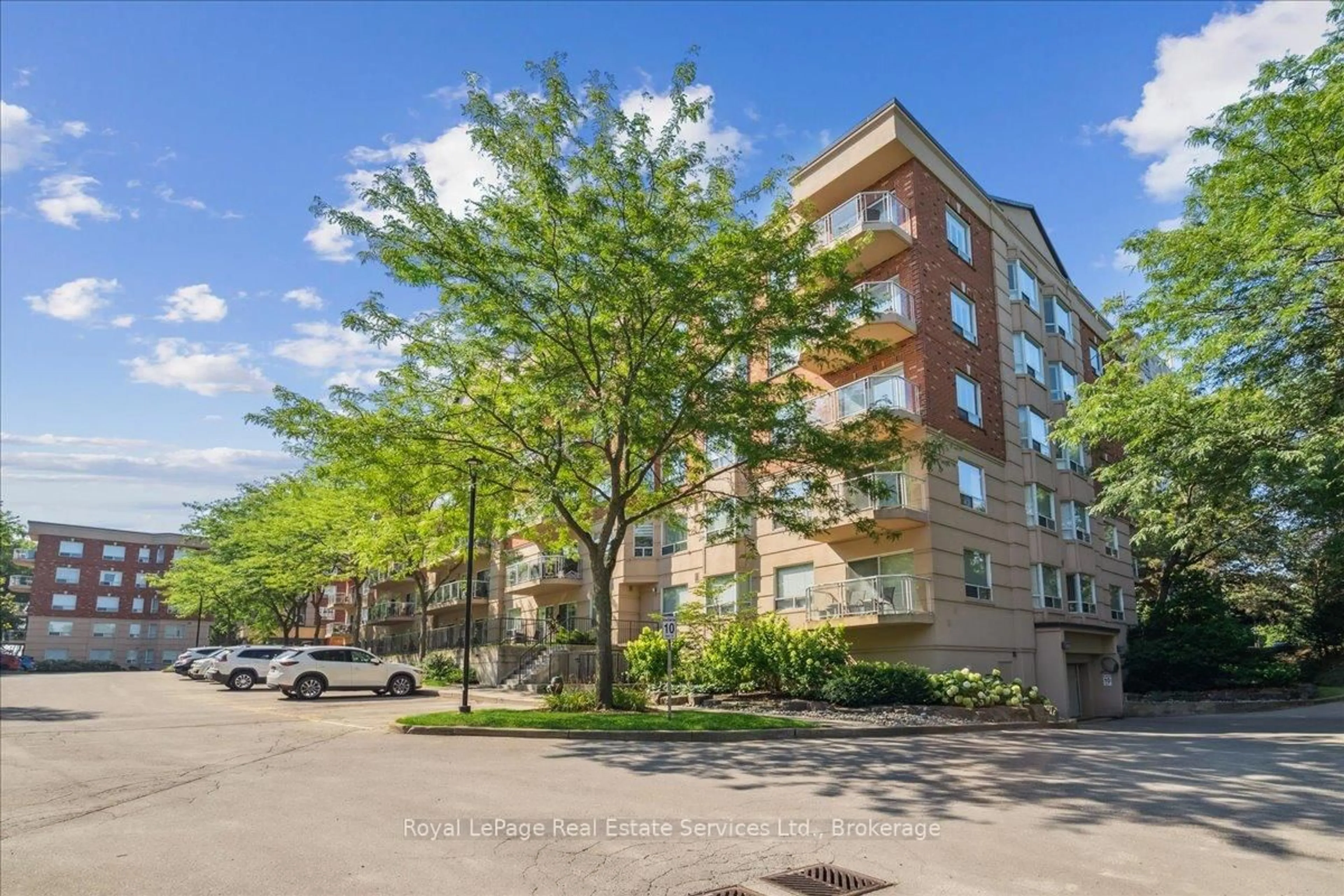 Unknown for 5188 Lakeshore Rd #405, Burlington Ontario L7L 6P4