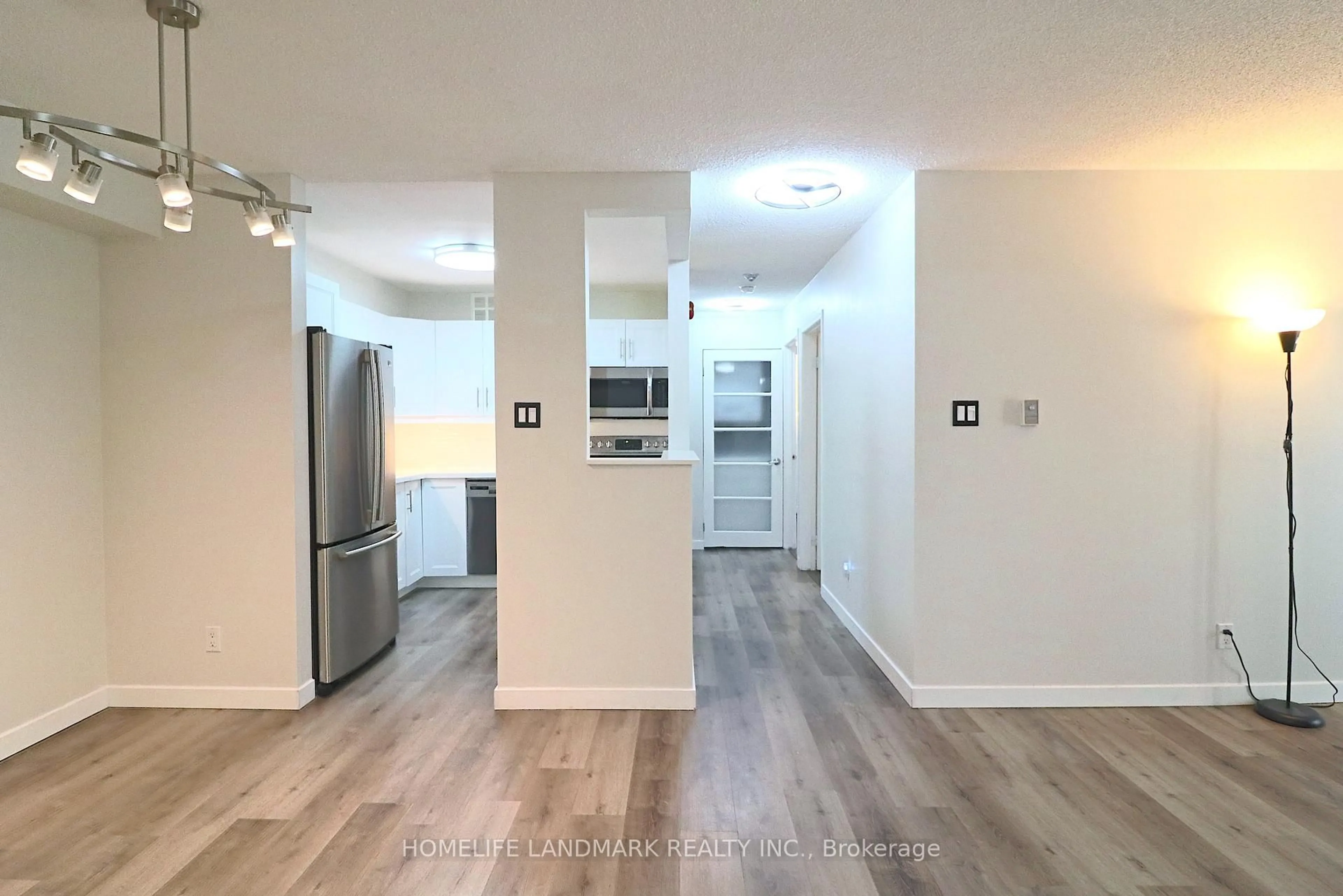 Open concept kitchen, unknown for 95 Trailwood Dr #821, Mississauga Ontario L4Z 3L2