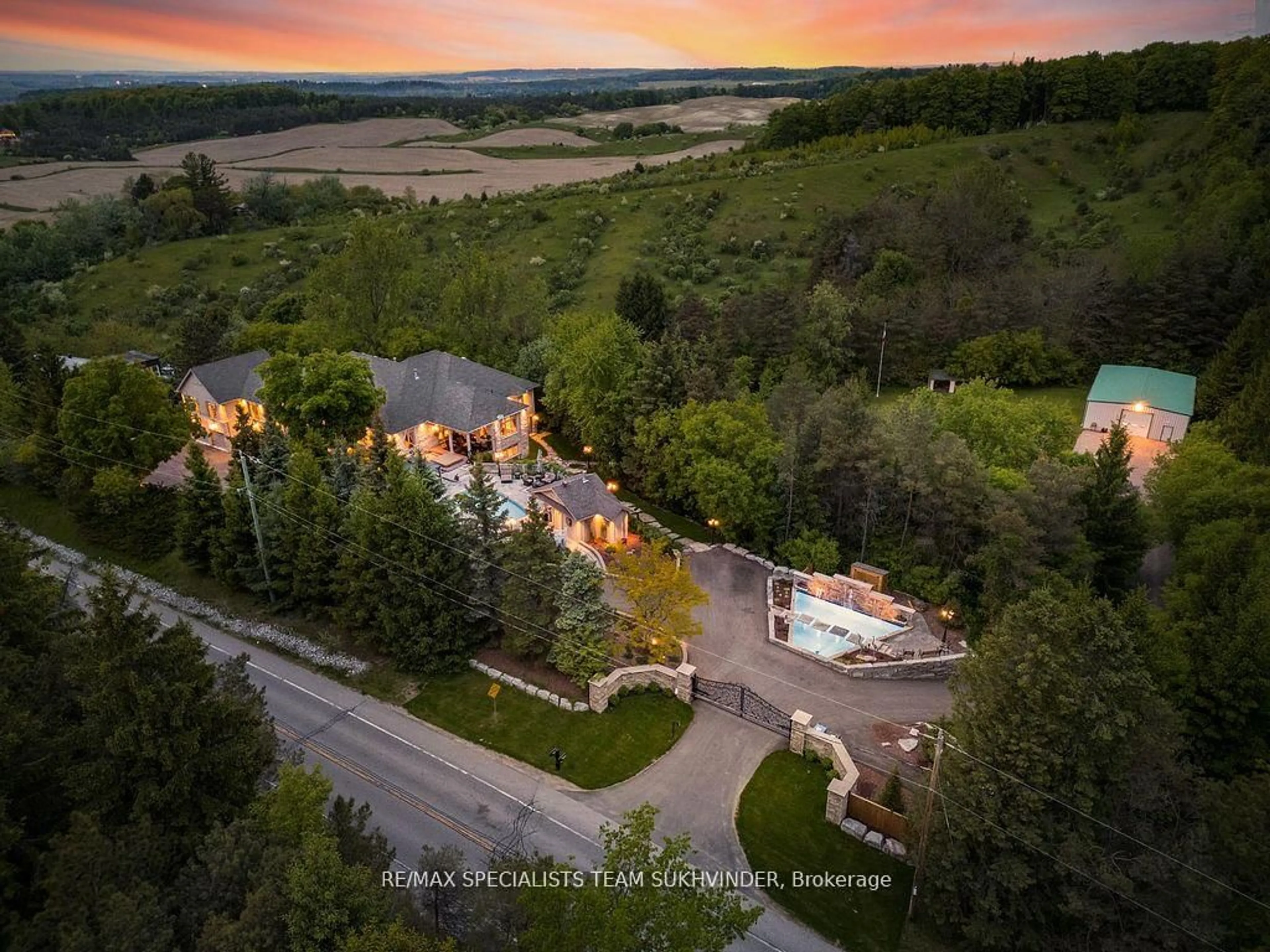 A pic from outside/outdoor area/front of a property/back of a property/a pic from drone, mountain view for 16609 Mount Wolfe Rd, Caledon Ontario L7E 3P6