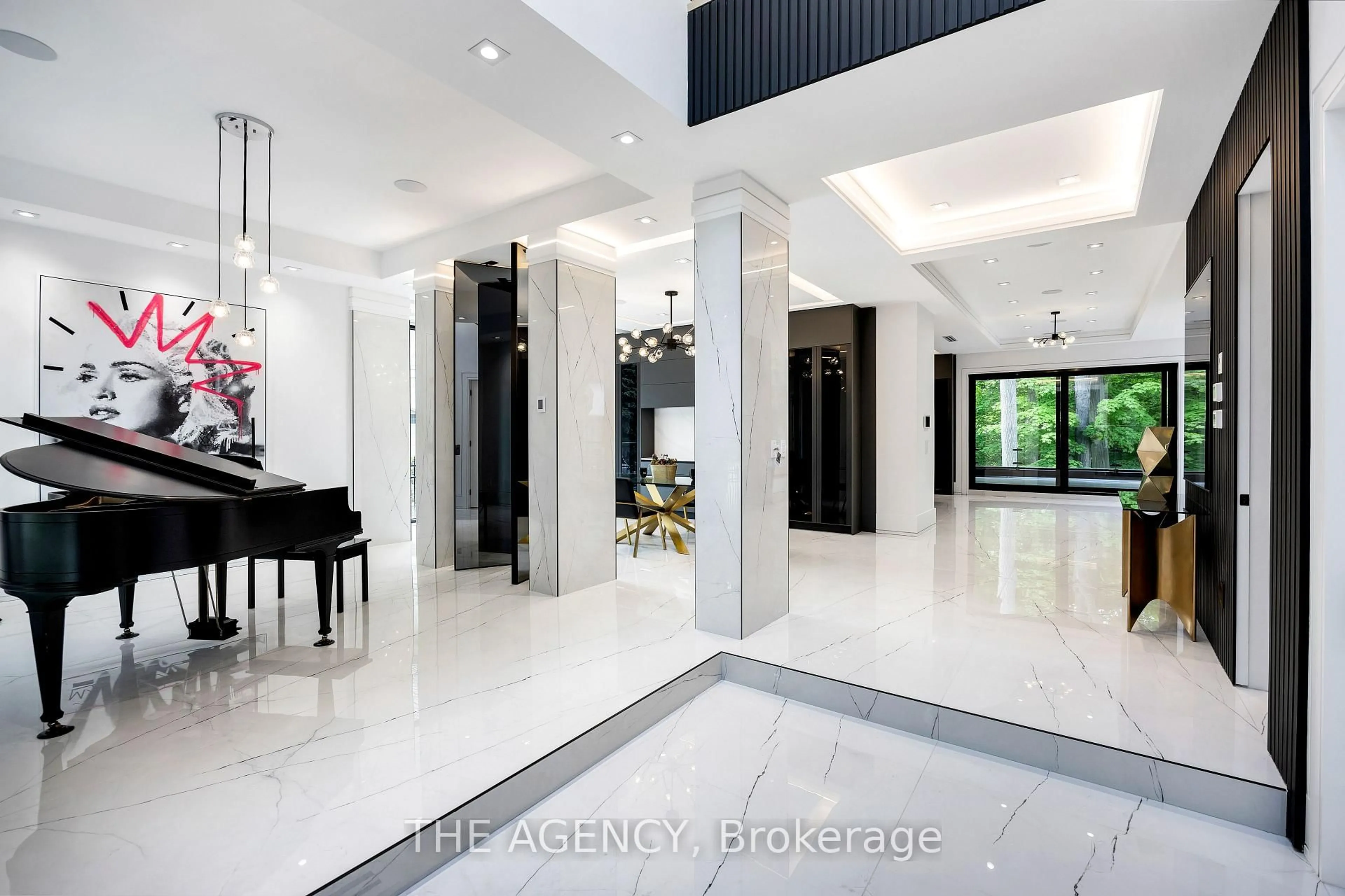 Indoor foyer for 91 Valecrest Dr, Toronto Ontario M9A 4P5