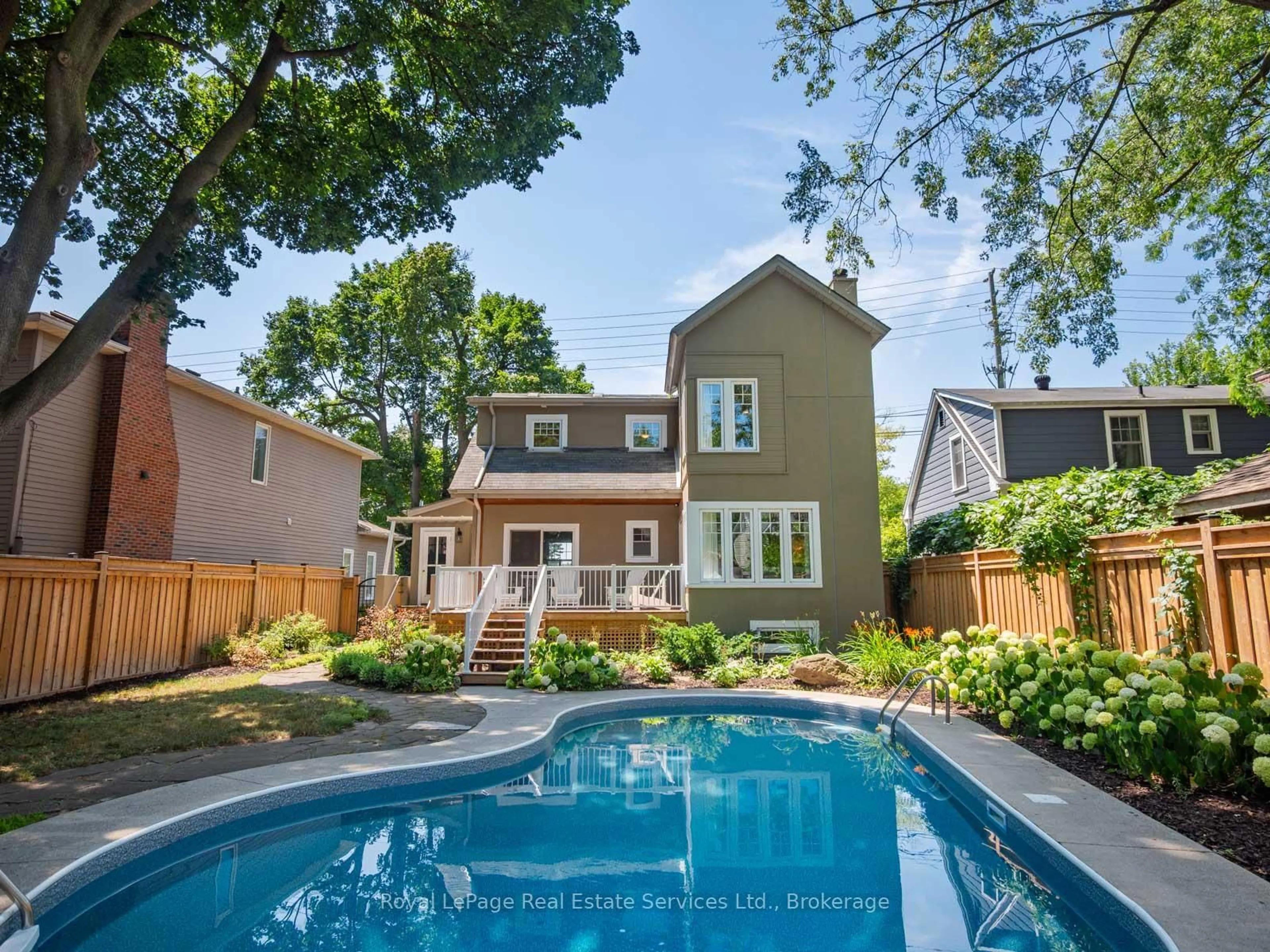 Unknown for 247 Allan St, Oakville Ontario L6J 3P2