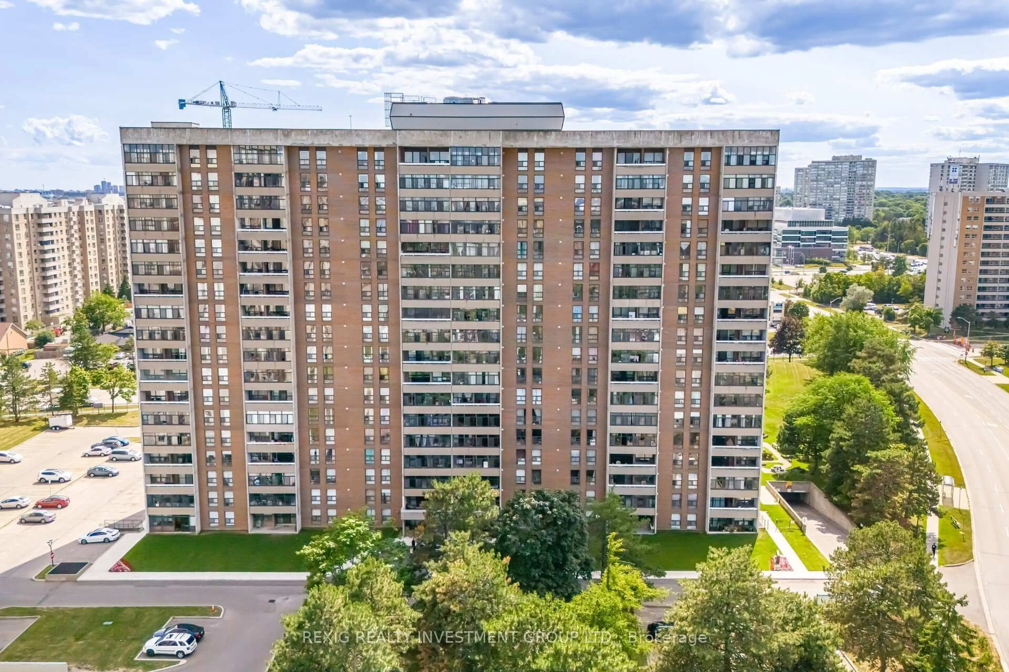 A pic from outside/outdoor area/front of a property/back of a property/a pic from drone, city buildings view from balcony for 15 Kensington Rd #409, Brampton Ontario L6T 3W2