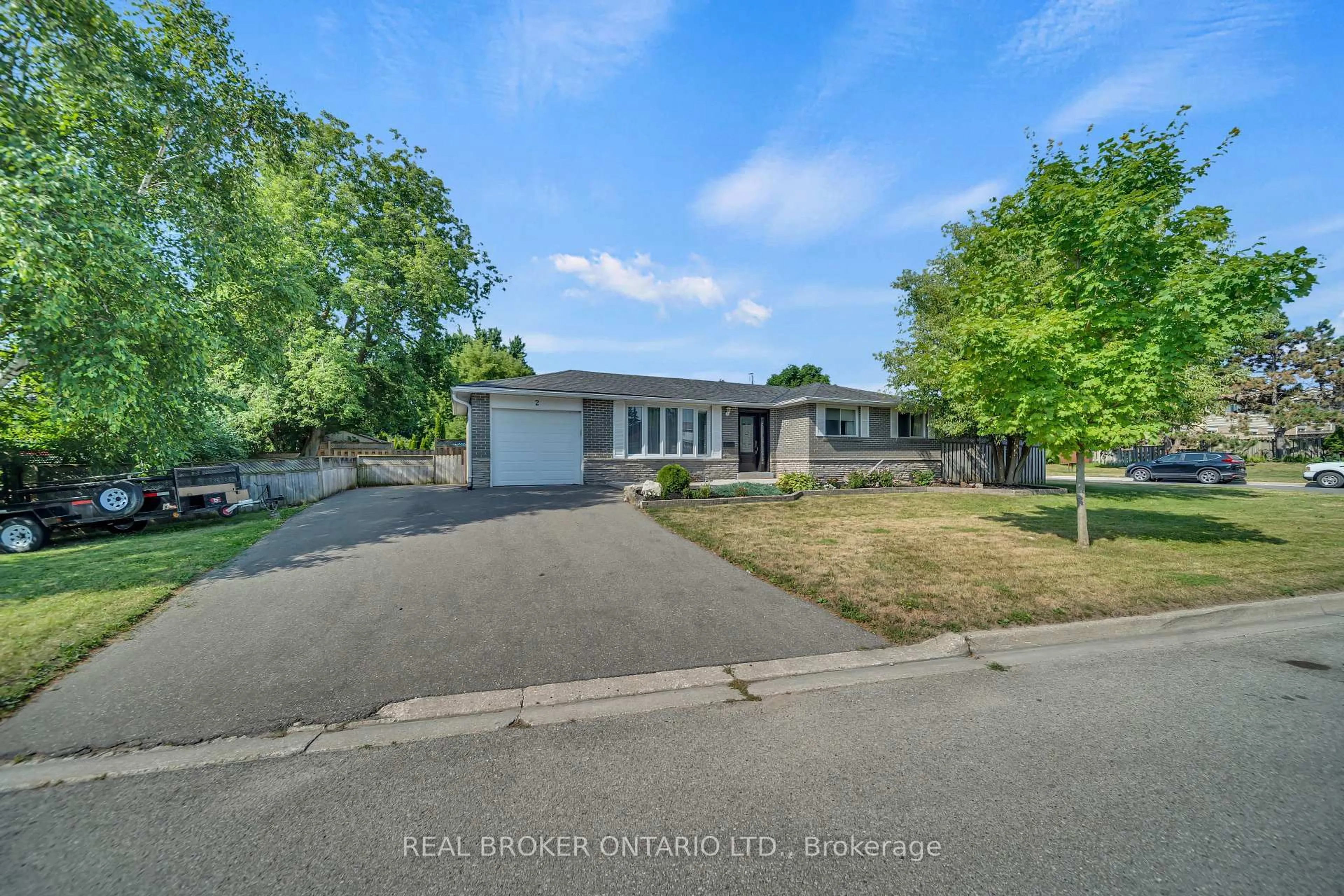 A pic from outside/outdoor area/front of a property/back of a property/a pic from drone, street for 2 Edelwild Dr, Orangeville Ontario L9W 2Y5