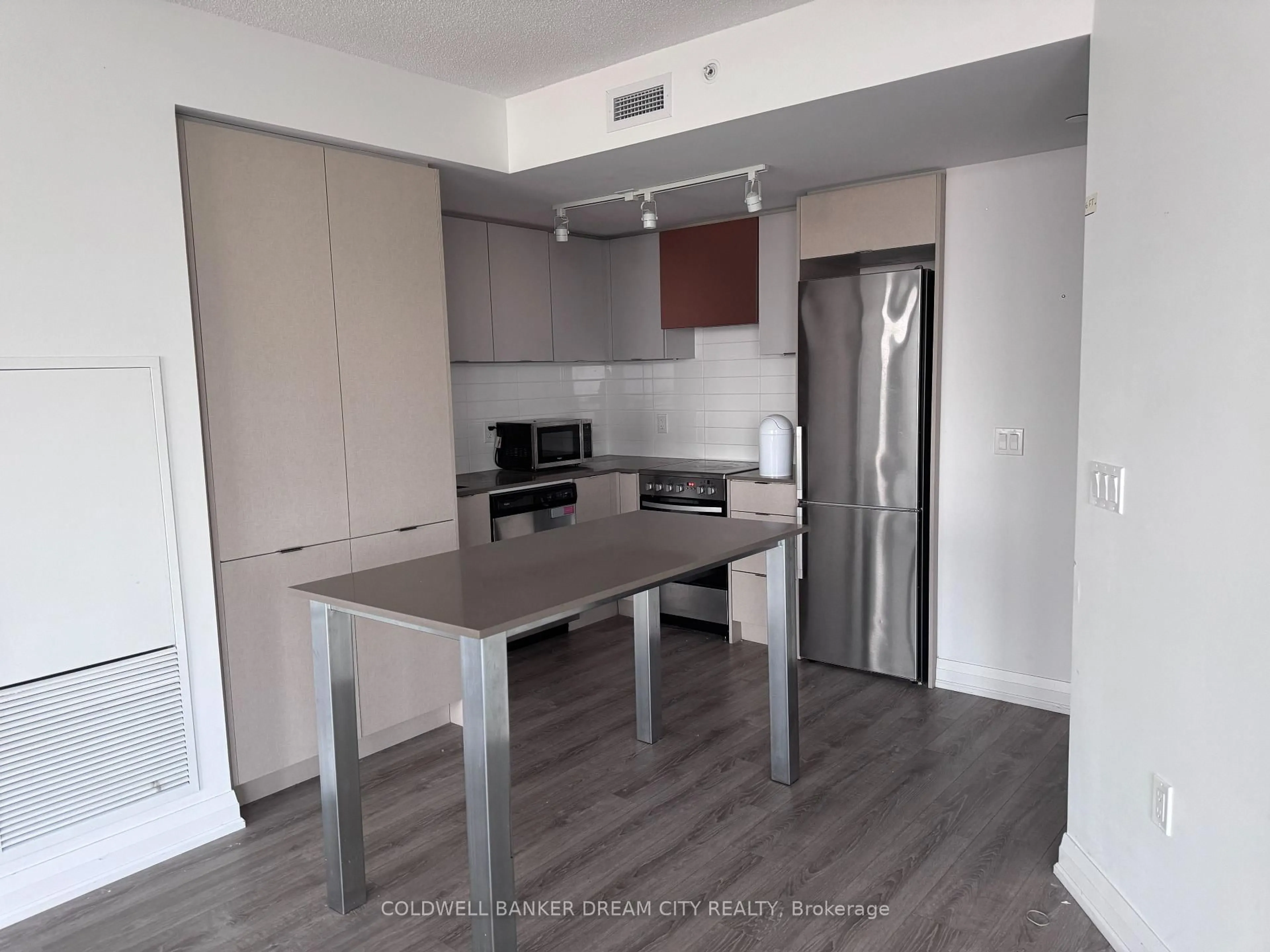 Standard kitchen, wood/laminate floor for 30 Gibbs Rd #2708, Toronto Ontario M9B 6L6