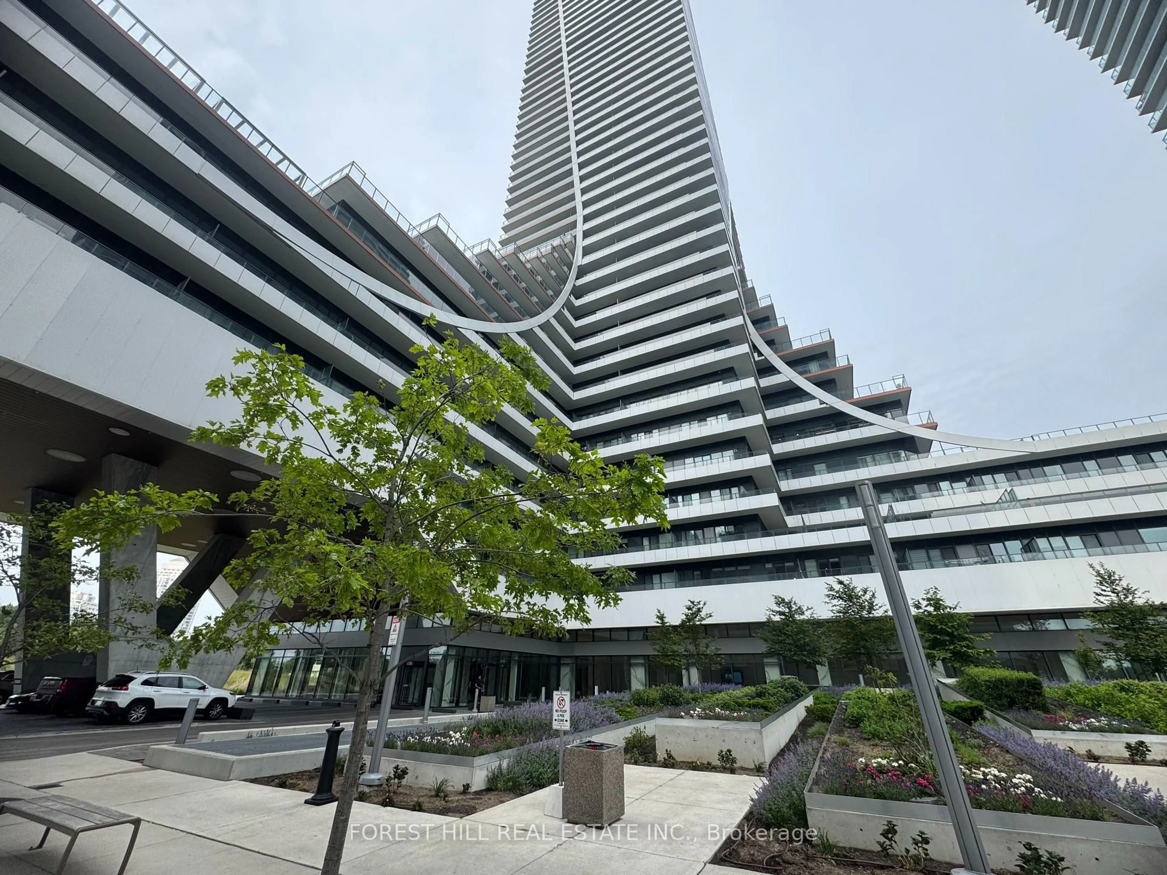 Indoor foyer for 30 Shore Breeze Dr #1922, Toronto Ontario M8V 0J1