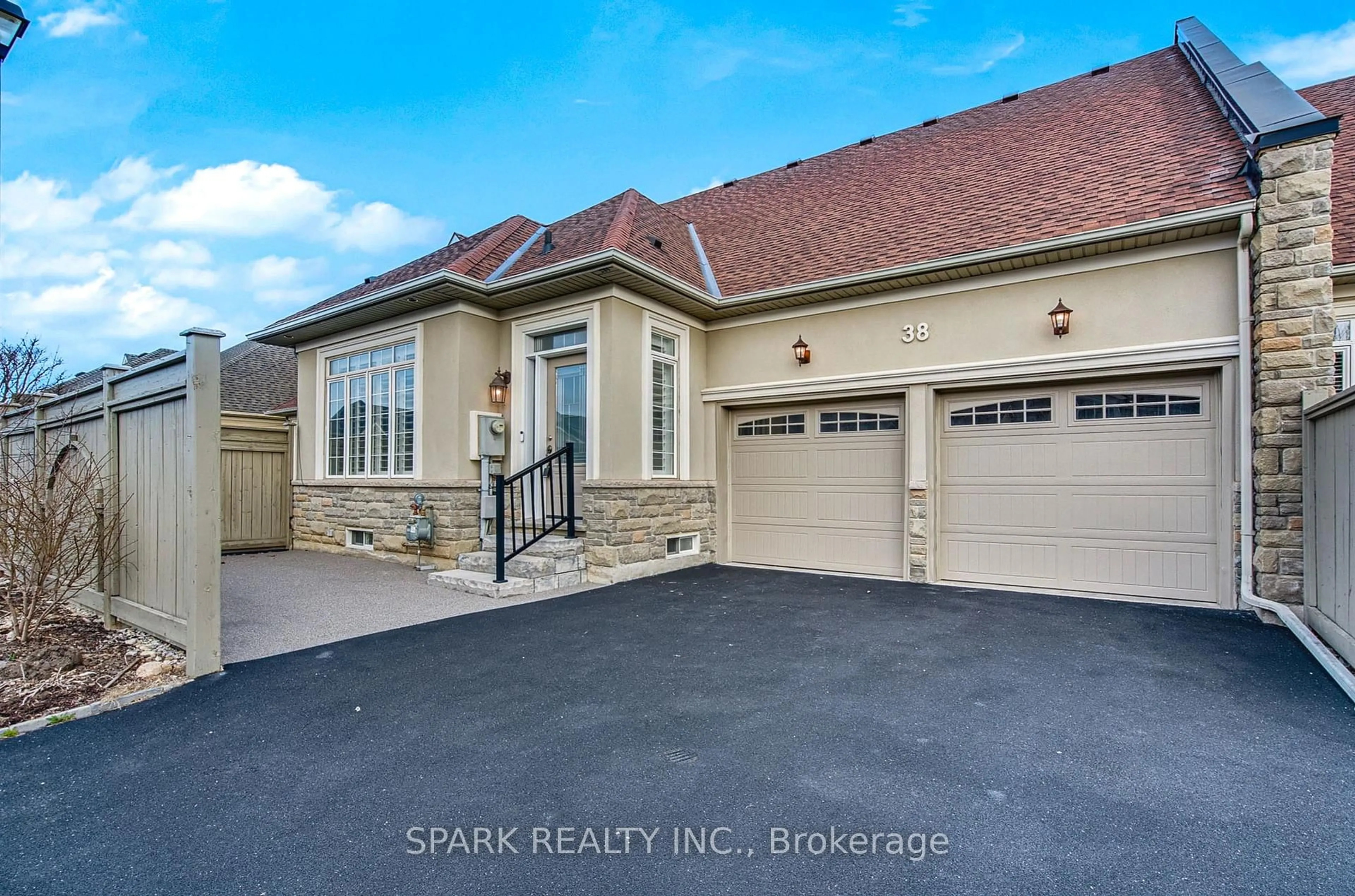 Unknown for 38 Garrison Sq, Halton Hills Ontario L7G 0B9