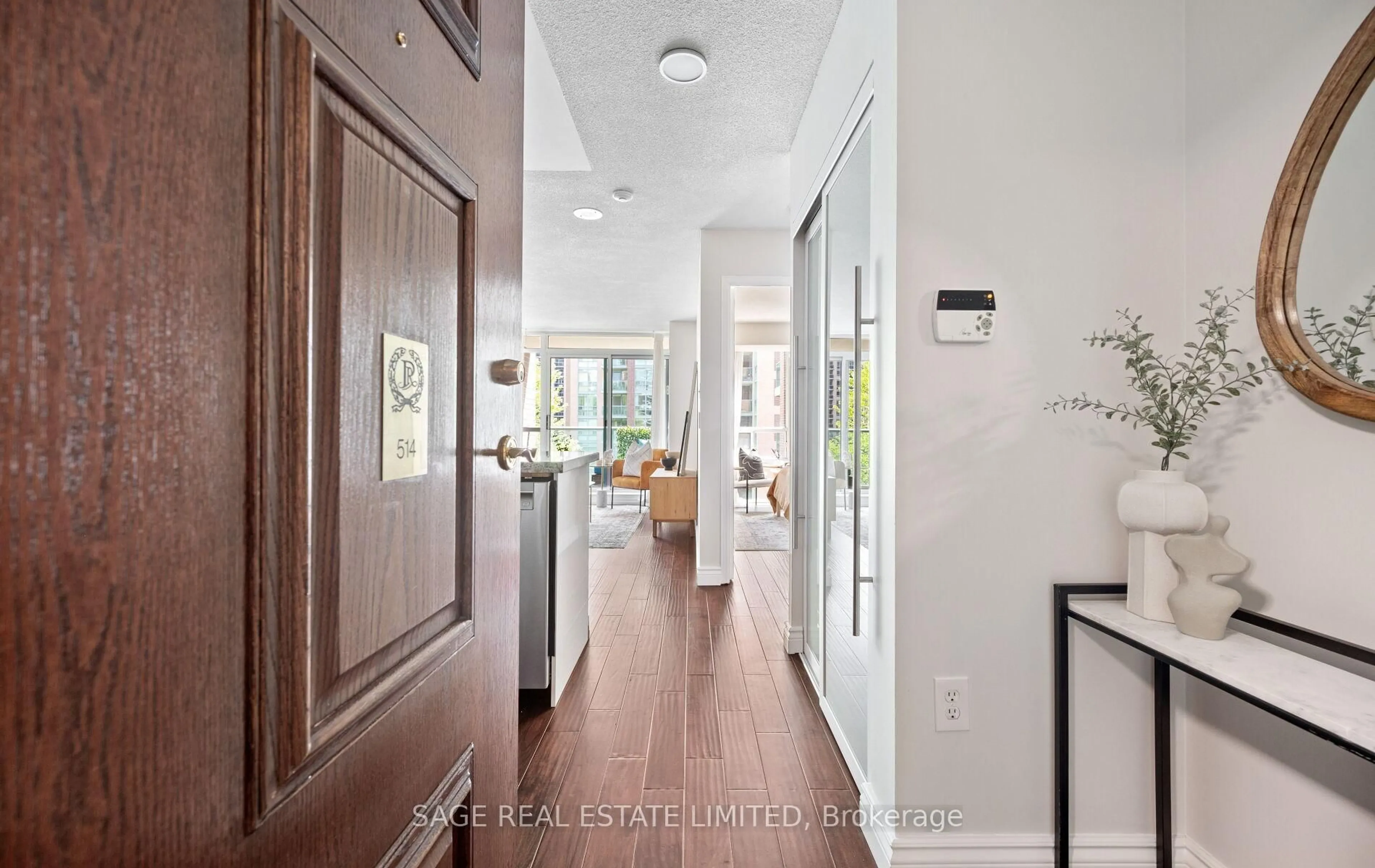 Indoor entryway for 11 Michael Power Pl #514, Toronto Ontario M9A 5G3
