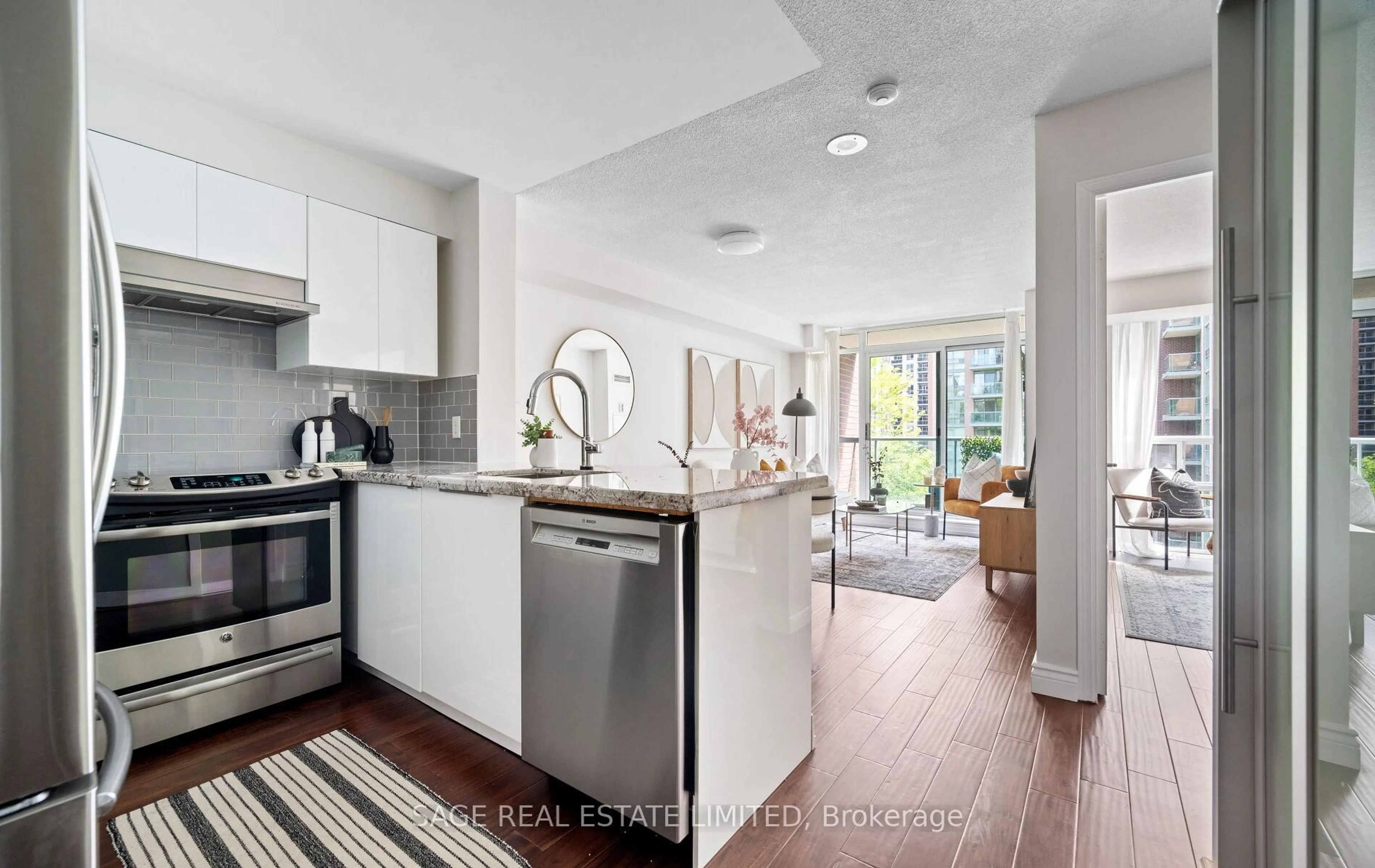 Open concept kitchen, unknown for 11 Michael Power Pl #514, Toronto Ontario M9A 5G3