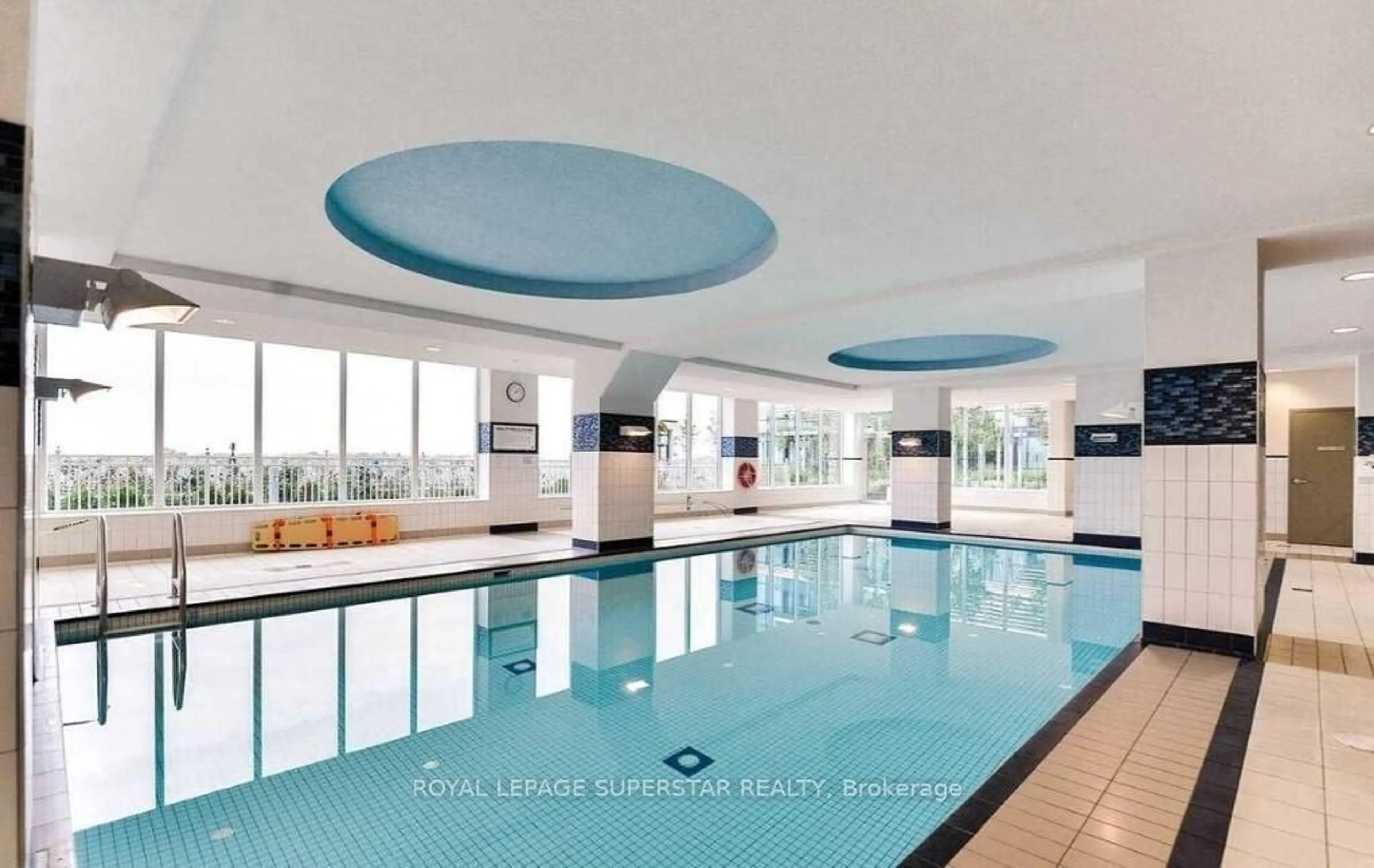 Pool for 4099 Brickstone Mews #3203, Mississauga Ontario L5B 0G2