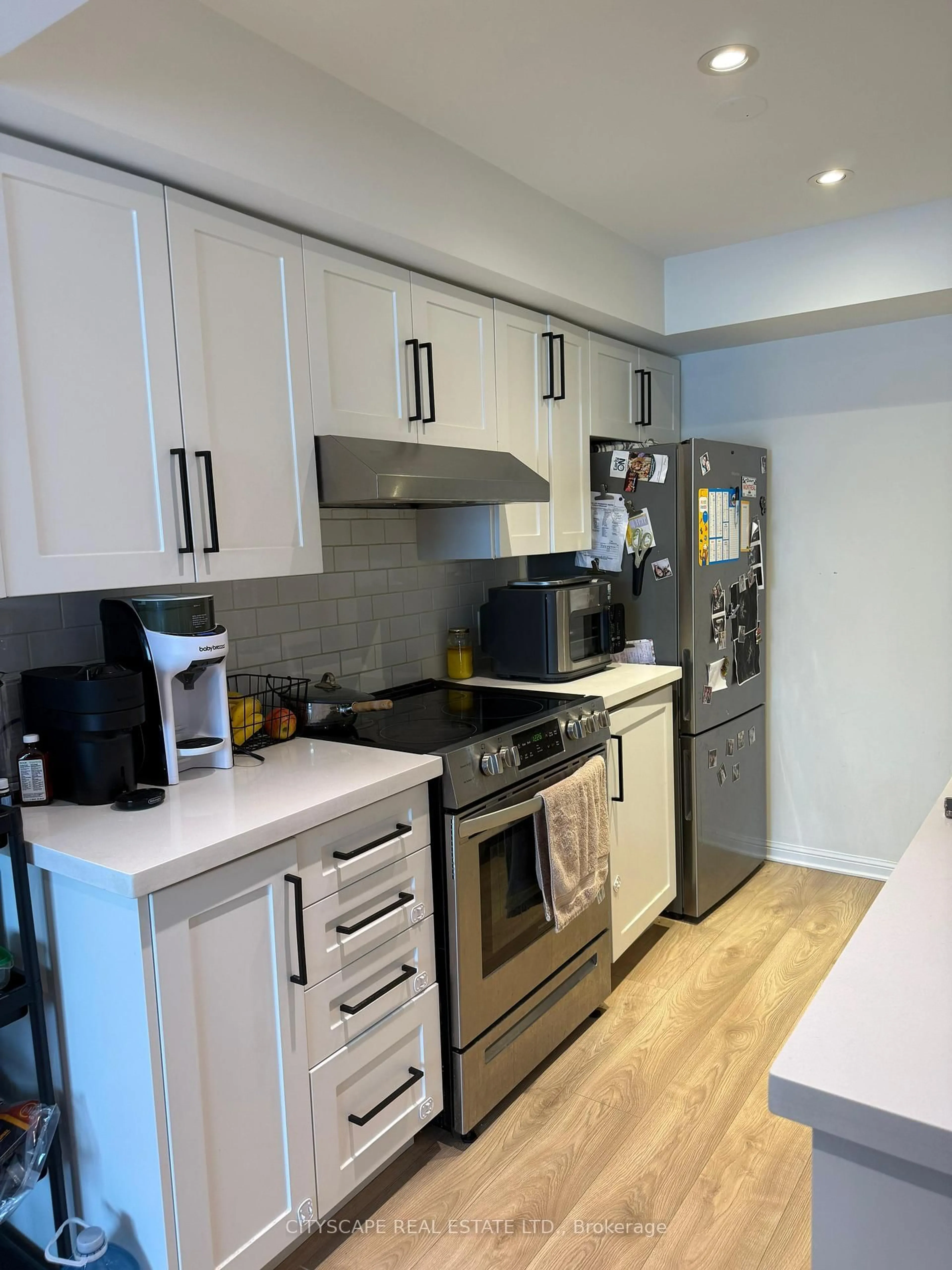 Unknown for 4620 Guildwood Way #10, Mississauga Ontario L5R 4H5