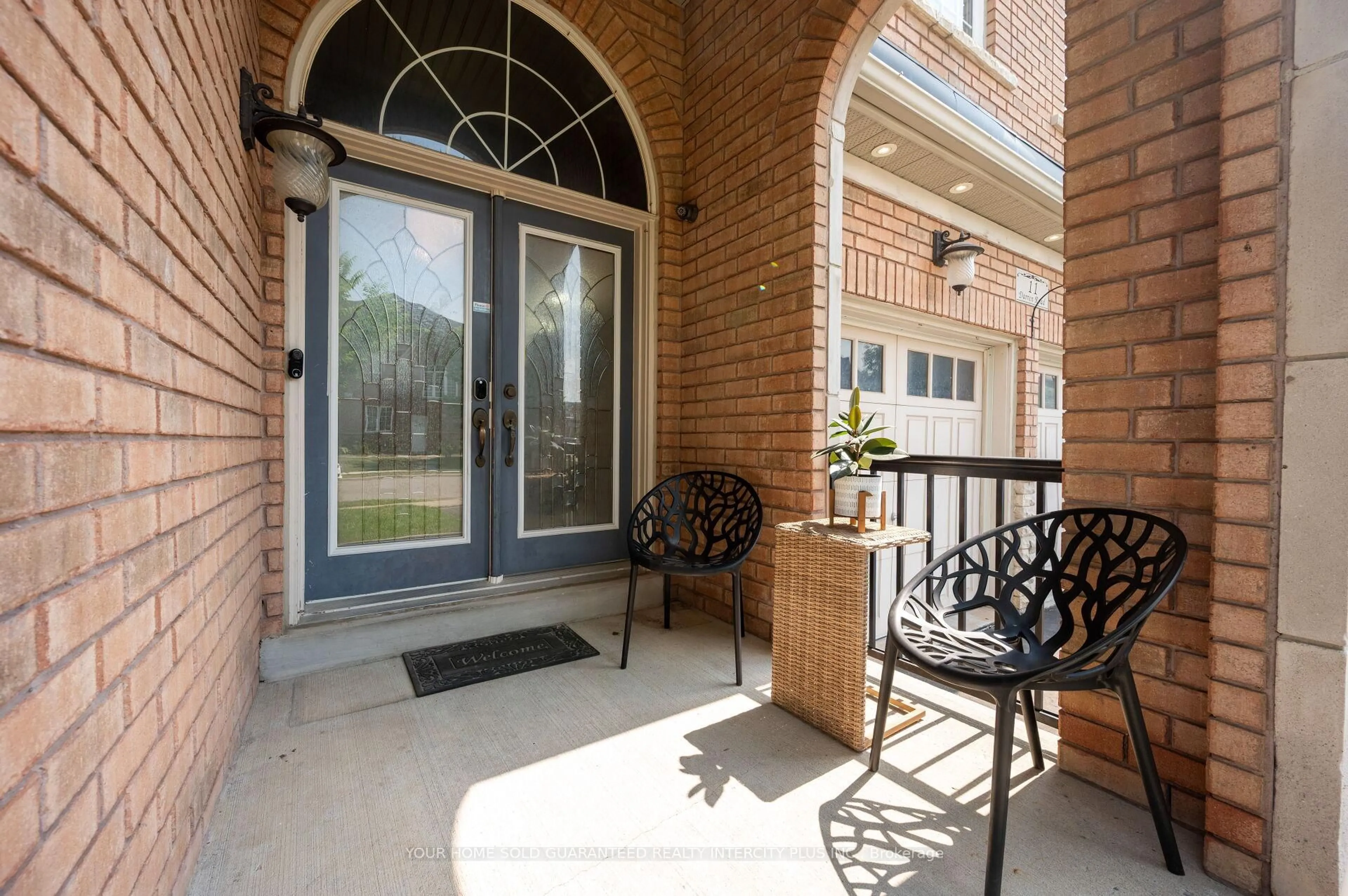 Unknown for 11 Darren Rd, Brampton Ontario L6P 1Z6