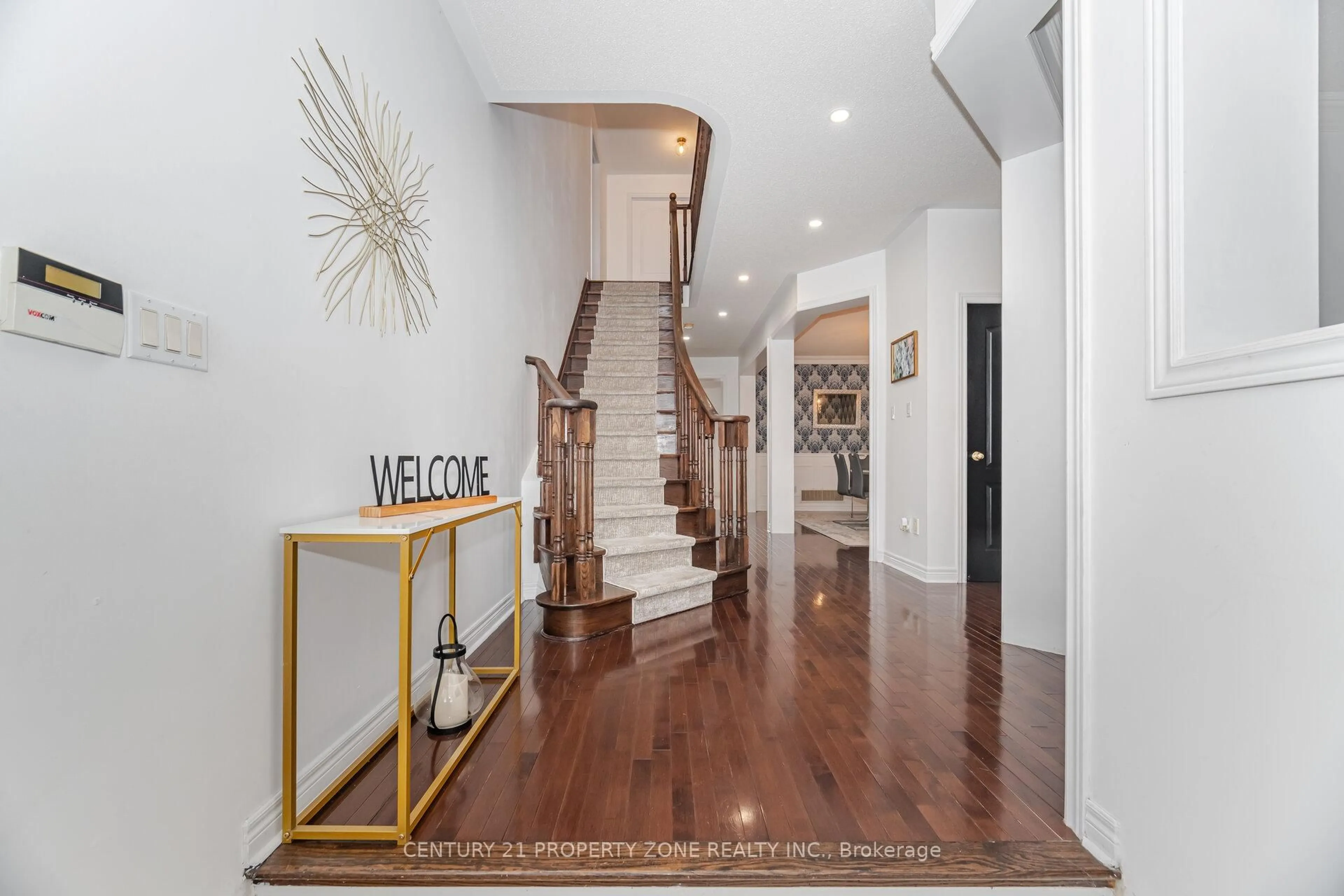 Indoor foyer for 22 Lucky Lane, Brampton Ontario L6R 3M3