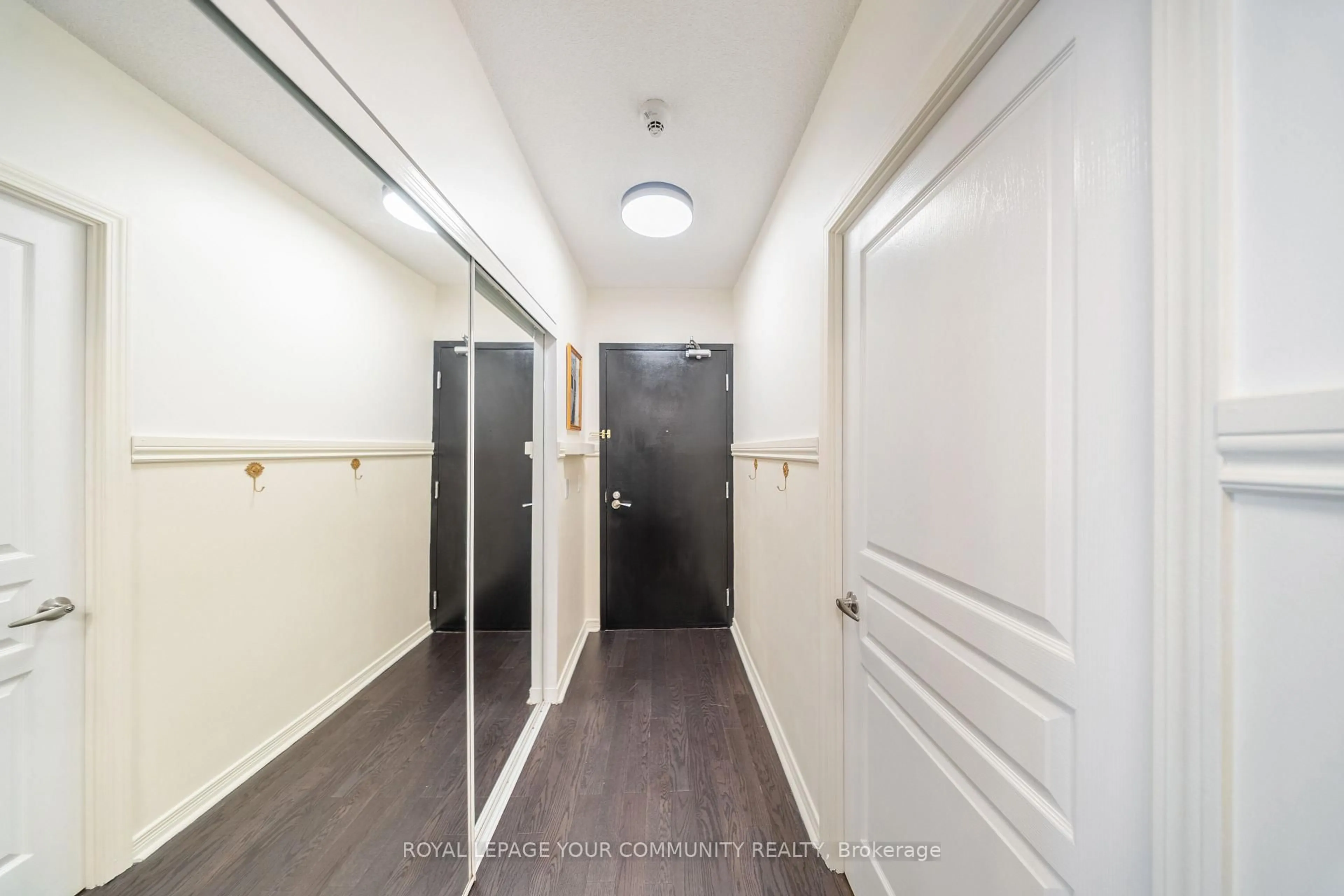 Unknown for 15 Legion Rd #2101, Toronto Ontario M8V 0A9