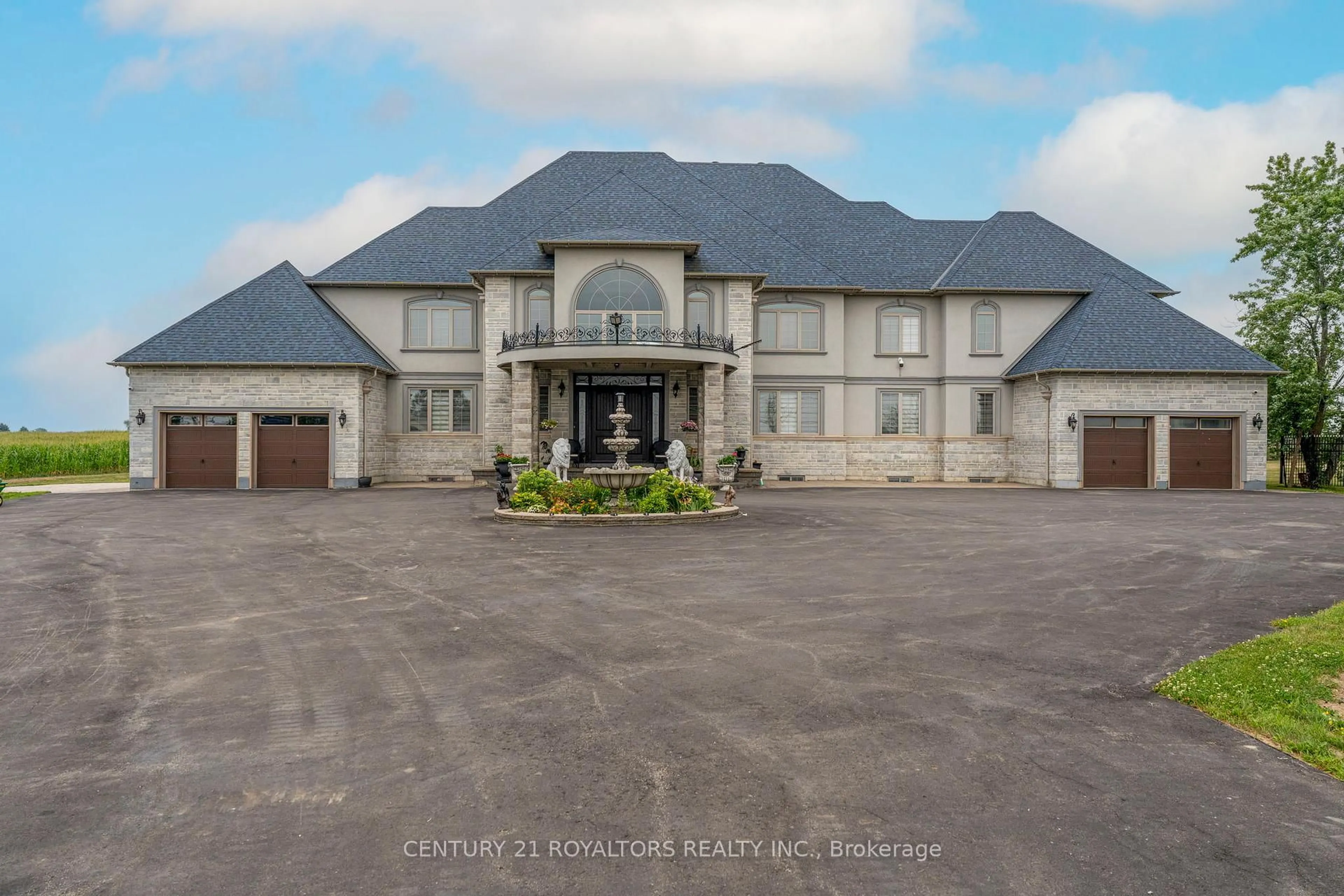 A pic from outside/outdoor area/front of a property/back of a property/a pic from drone, street for 13588 Airport Rd, Caledon Ontario L7C 2W4