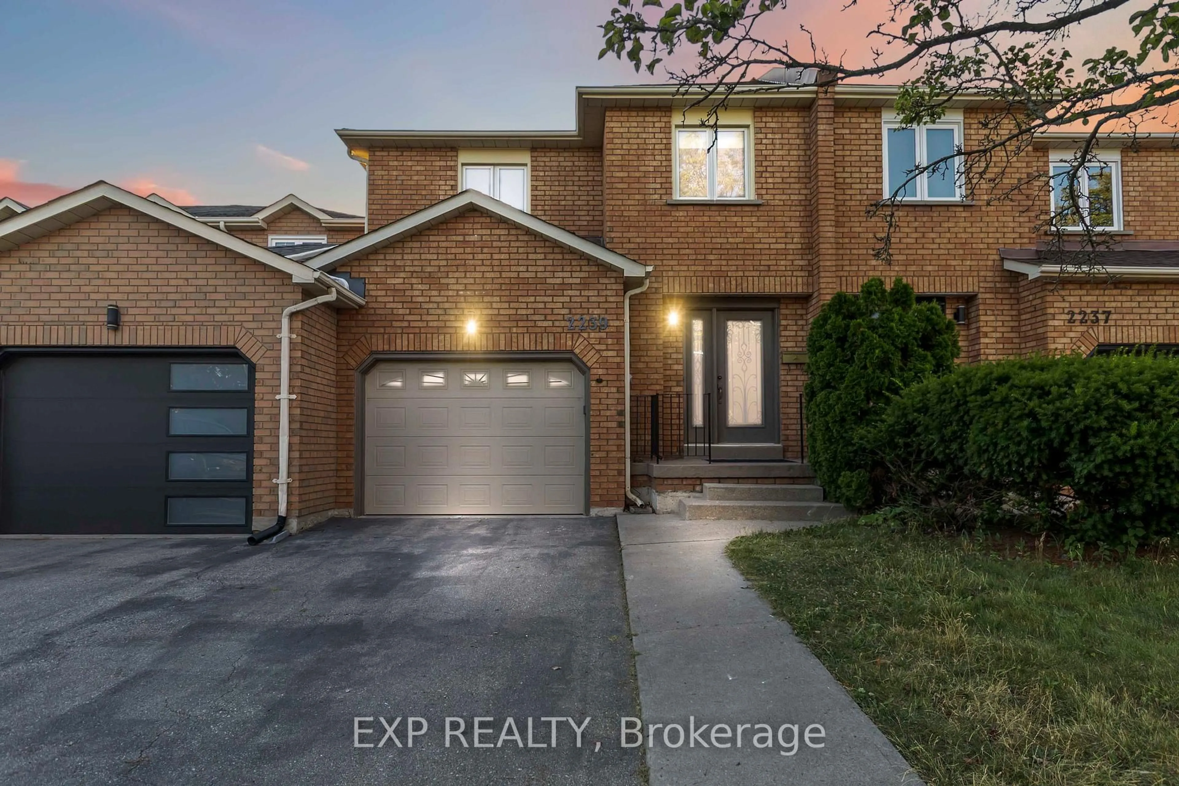 Home with brick exterior material, street for 2239 Shipwright Rd, Oakville Ontario L6M 3E2