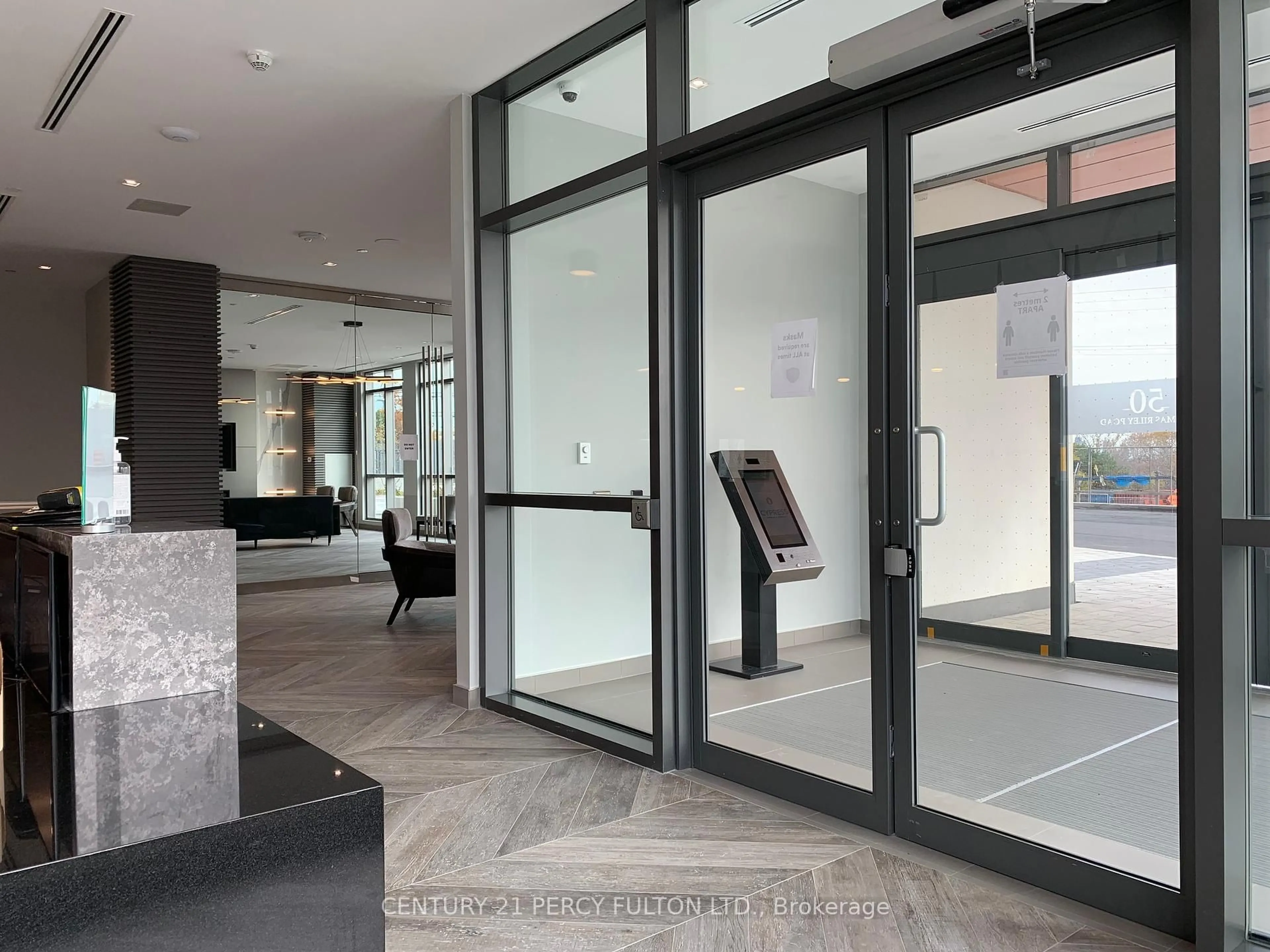 Indoor foyer for 50 Thomas Riley Dr #415, Toronto Ontario M9B 0C5