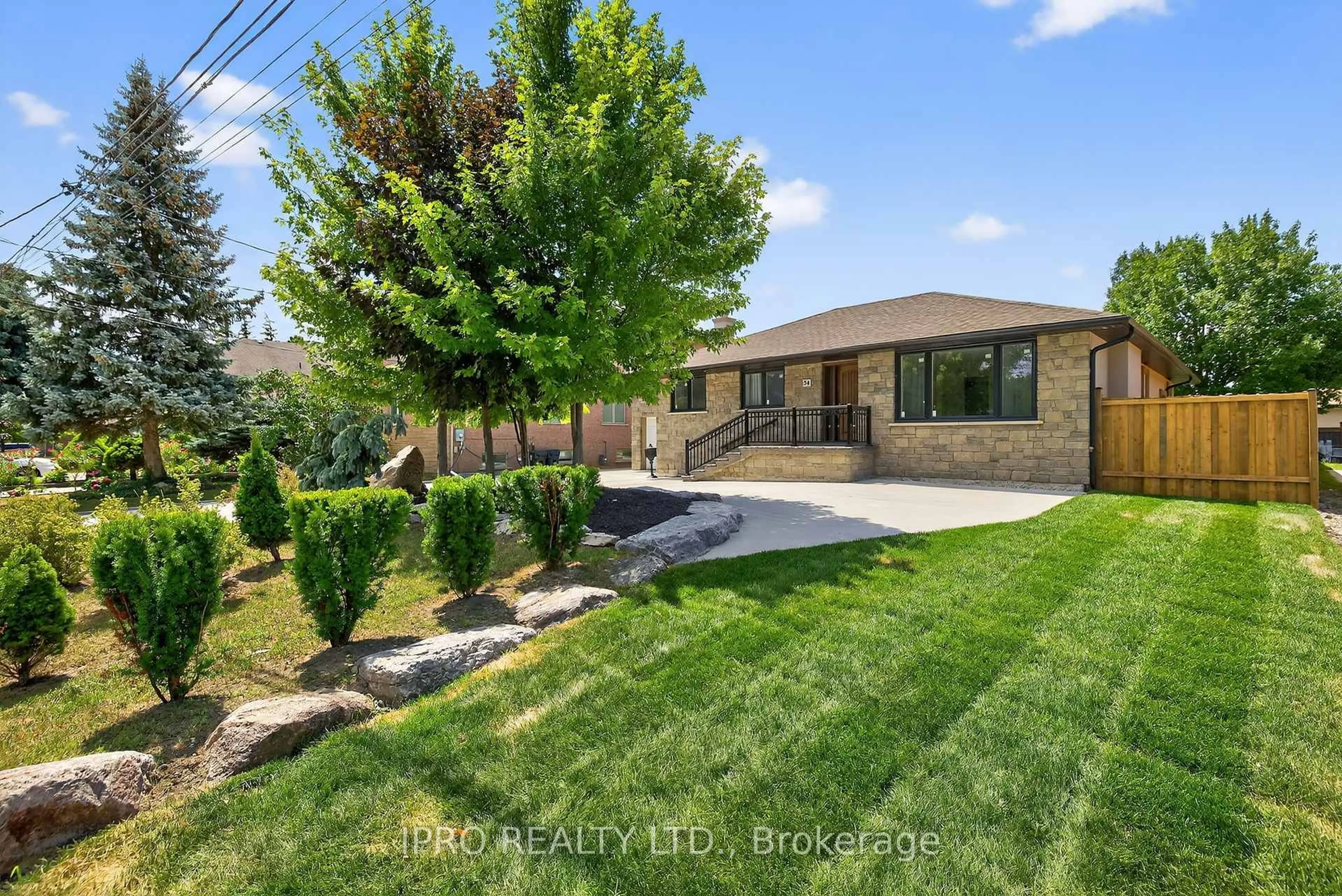 A pic from outside/outdoor area/front of a property/back of a property/a pic from drone, street for 34 Knox Ave, Toronto Ontario M9L 2M3