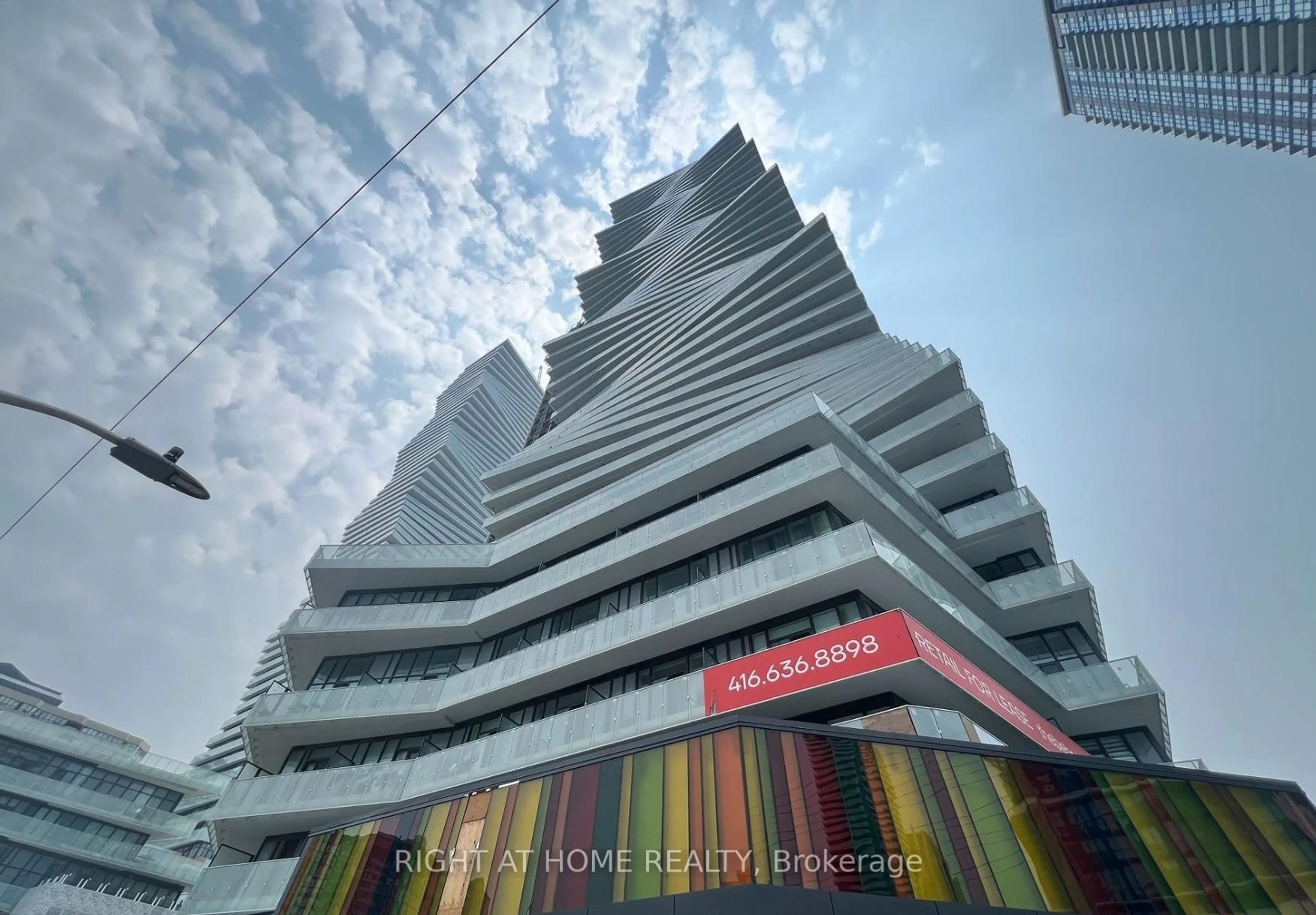 Blurry image for 3900 Confederation Pkwy #2507, Mississauga Ontario L5B 0M3