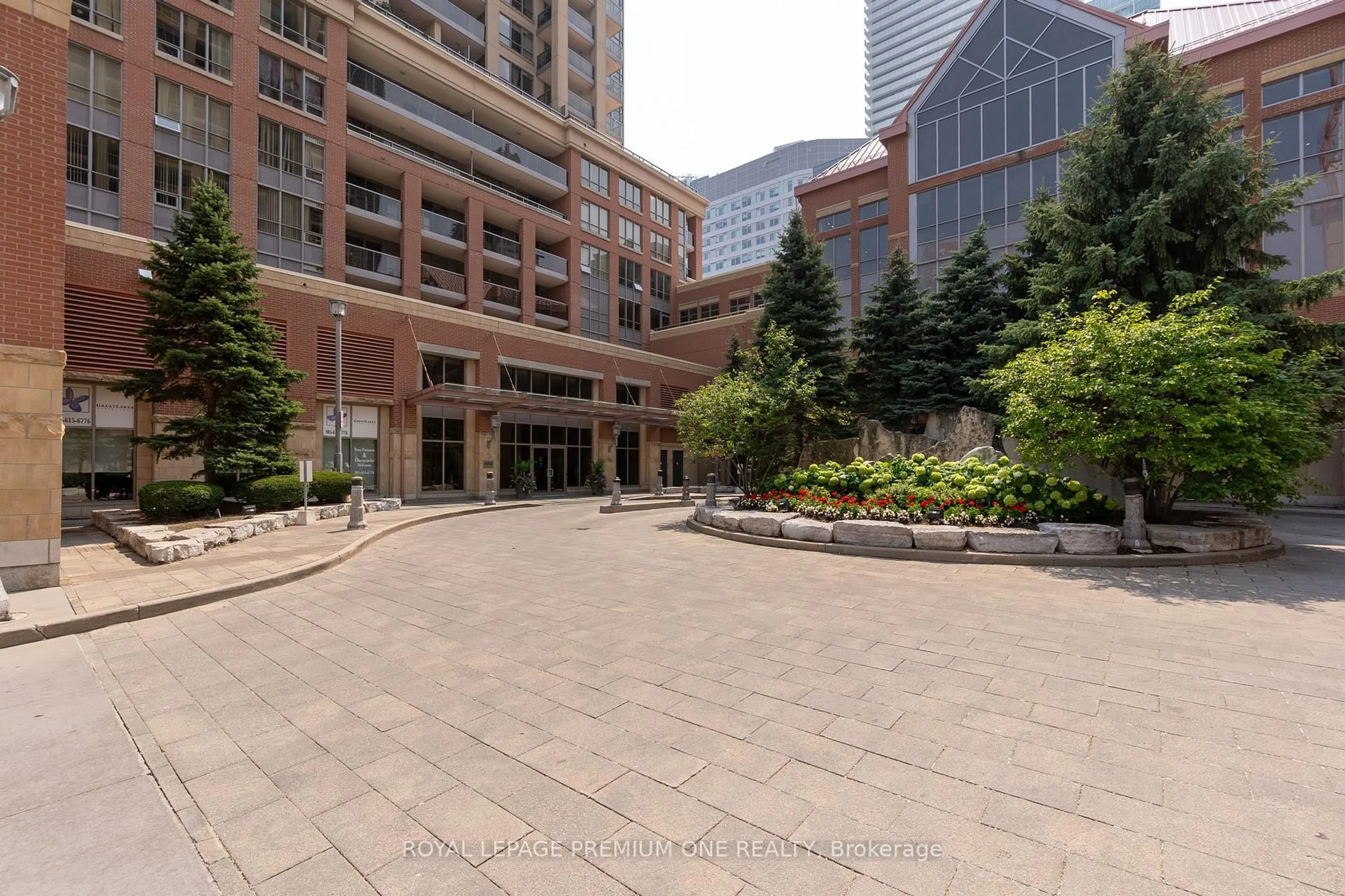 Patio, unknown for 4080 Living Arts Dr #1708, Mississauga Ontario L5B 4M8
