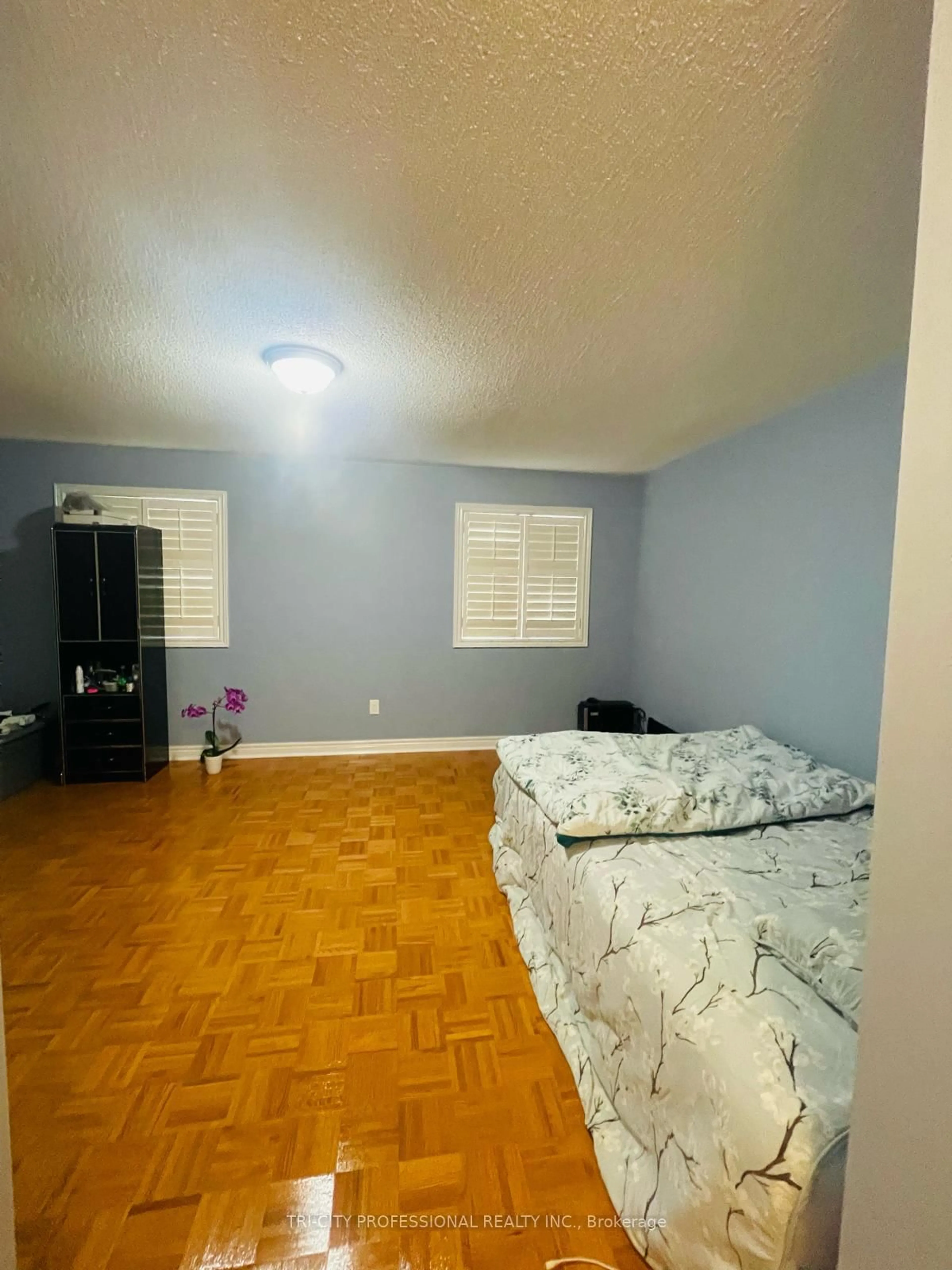 A pic of a room for 771 Fable Cres, Mississauga Ontario L5W 1R3