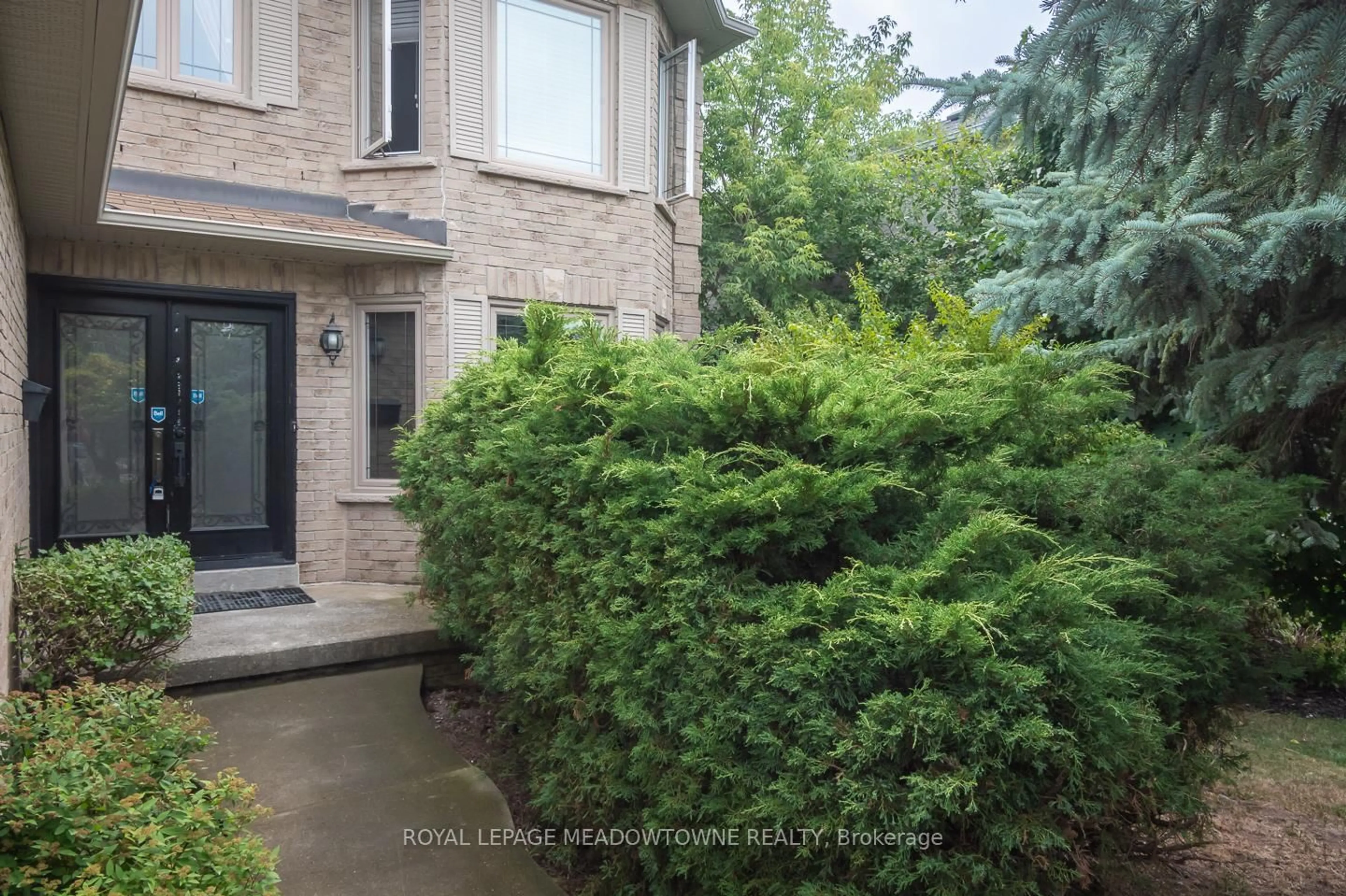 Unknown for 52 River Oaks Blvd, Oakville Ontario L6H 4C3
