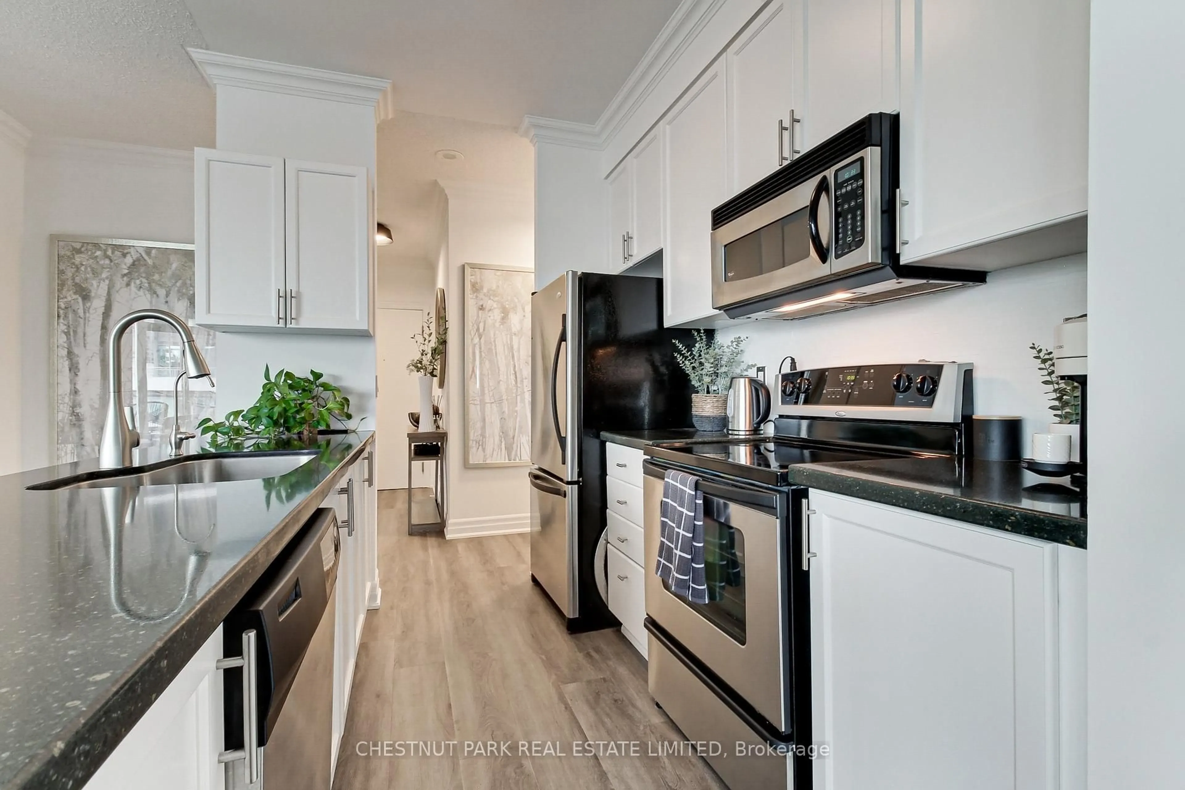 Unknown for 2121 Lake Shore Blvd #1805, Toronto Ontario M8V 4E9