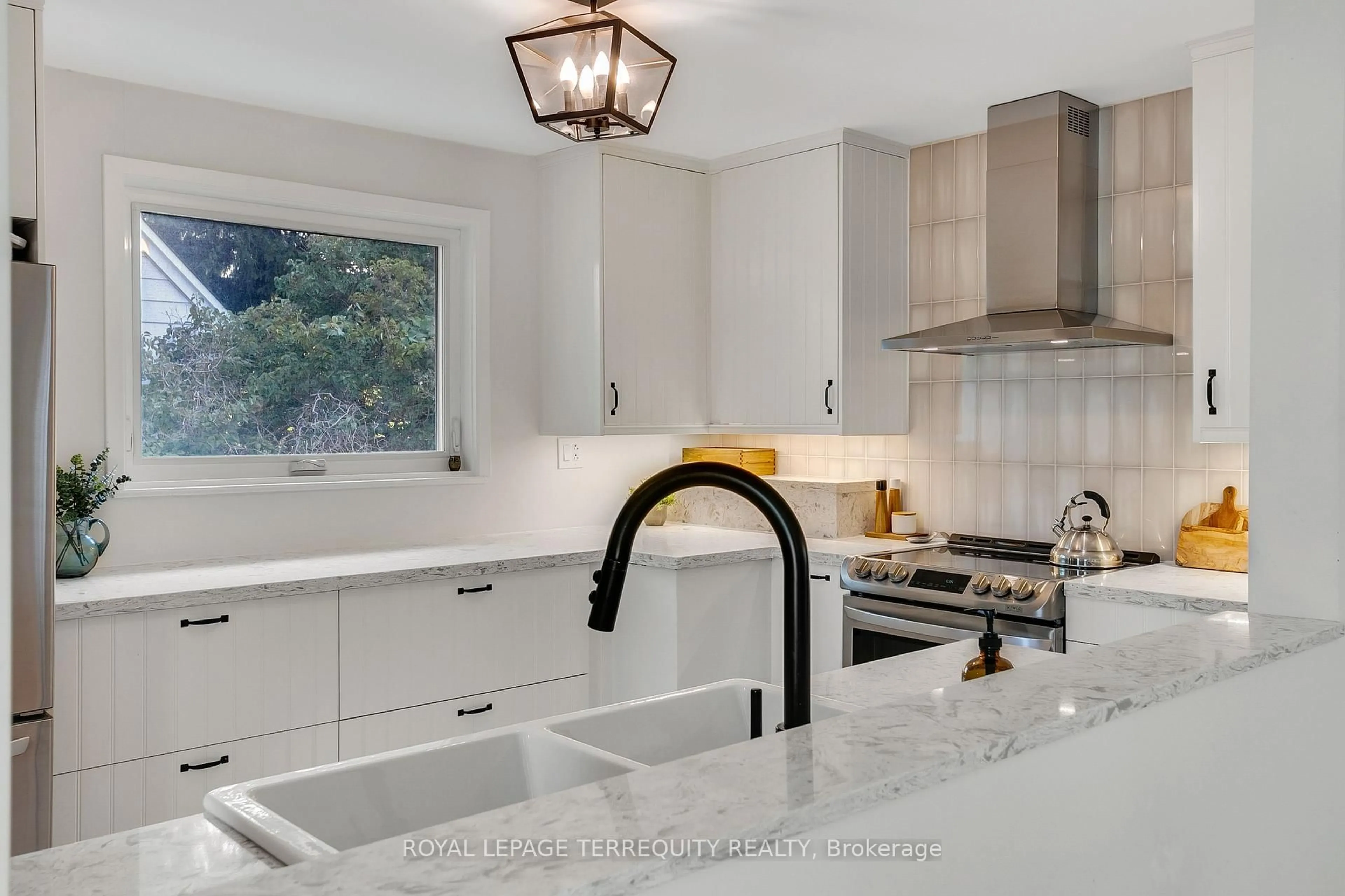 Contemporary kitchen, ceramic/tile floor for 12 Jasmine Rd, Toronto Ontario M9M 2P9