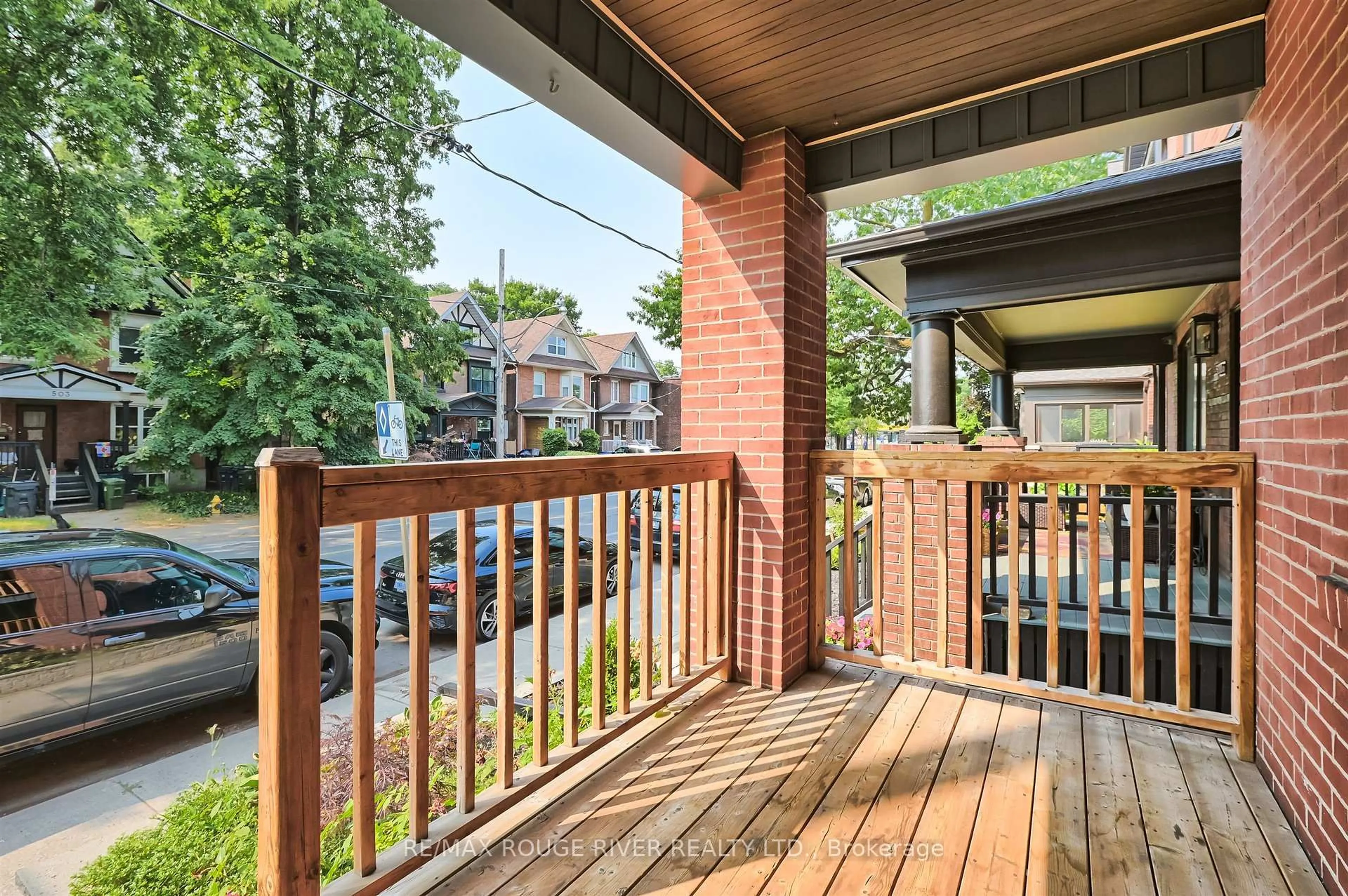 Patio, street for 498 Annette St, Toronto Ontario M6P 1S3