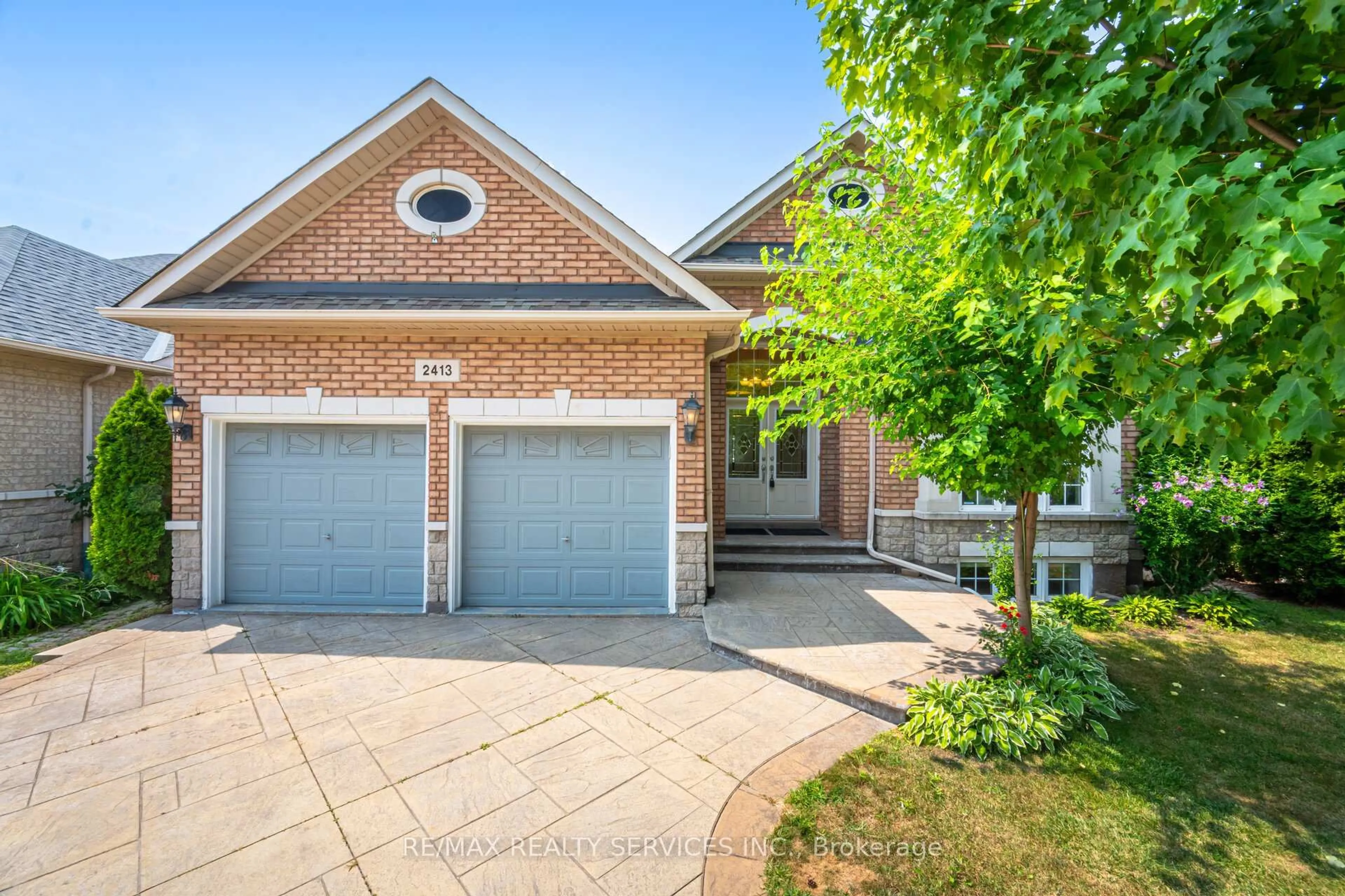 Home with brick exterior material, street for 2413 Salcome Dr, Oakville Ontario L6H 7N5