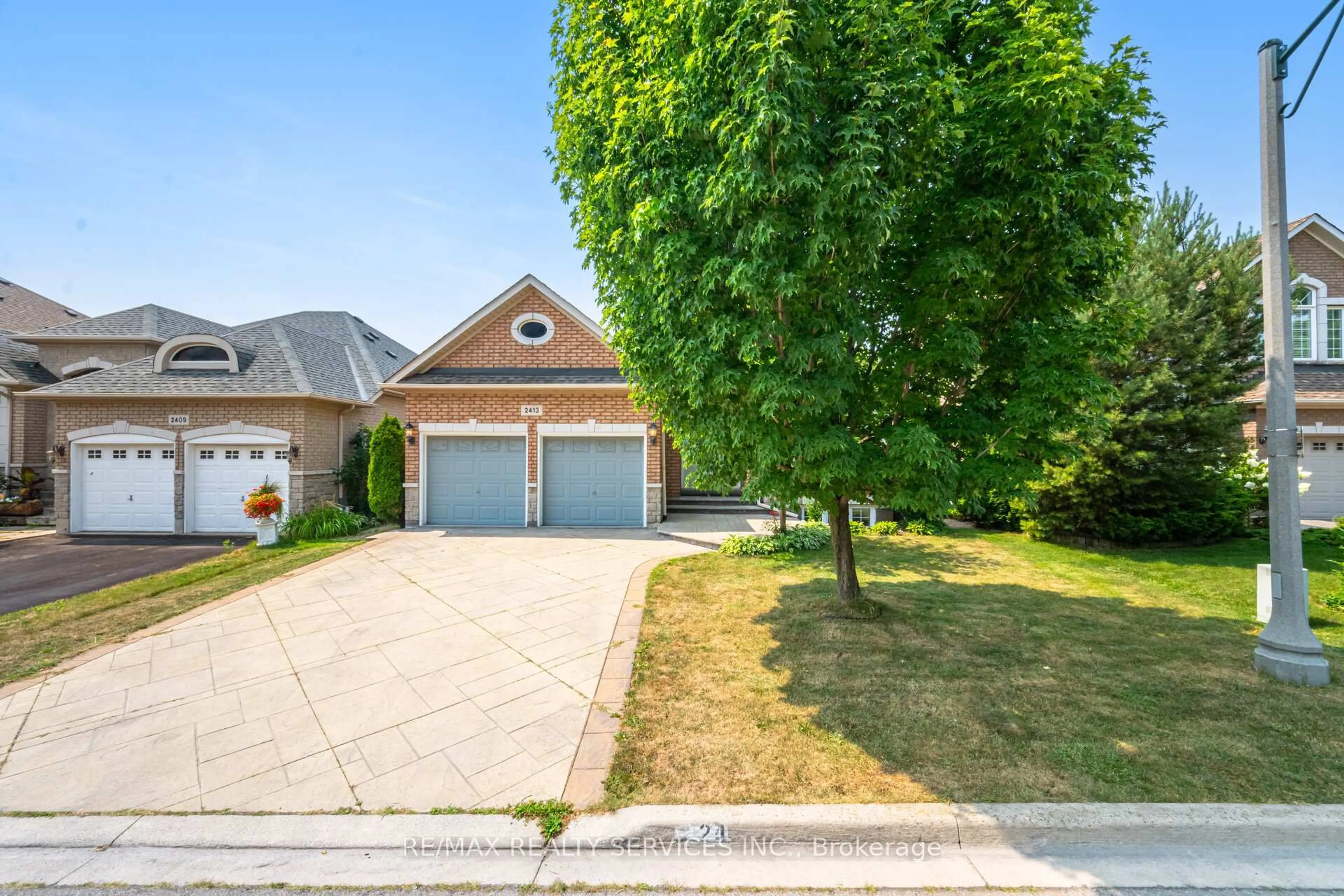 Unknown for 2413 Salcome Dr, Oakville Ontario L6H 7N5