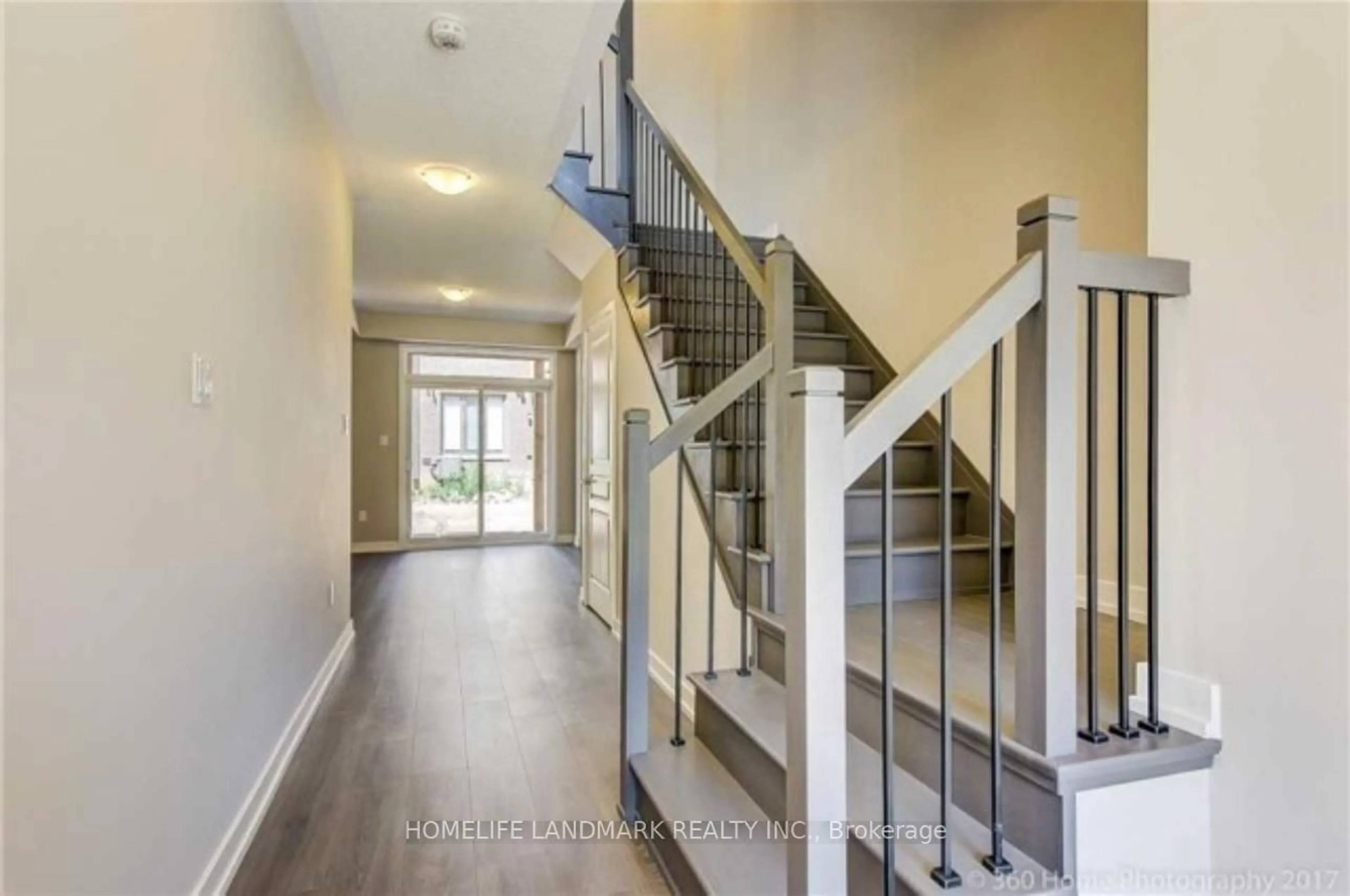 Unknown for 302 Squire Cres, Oakville Ontario L6H 0L7