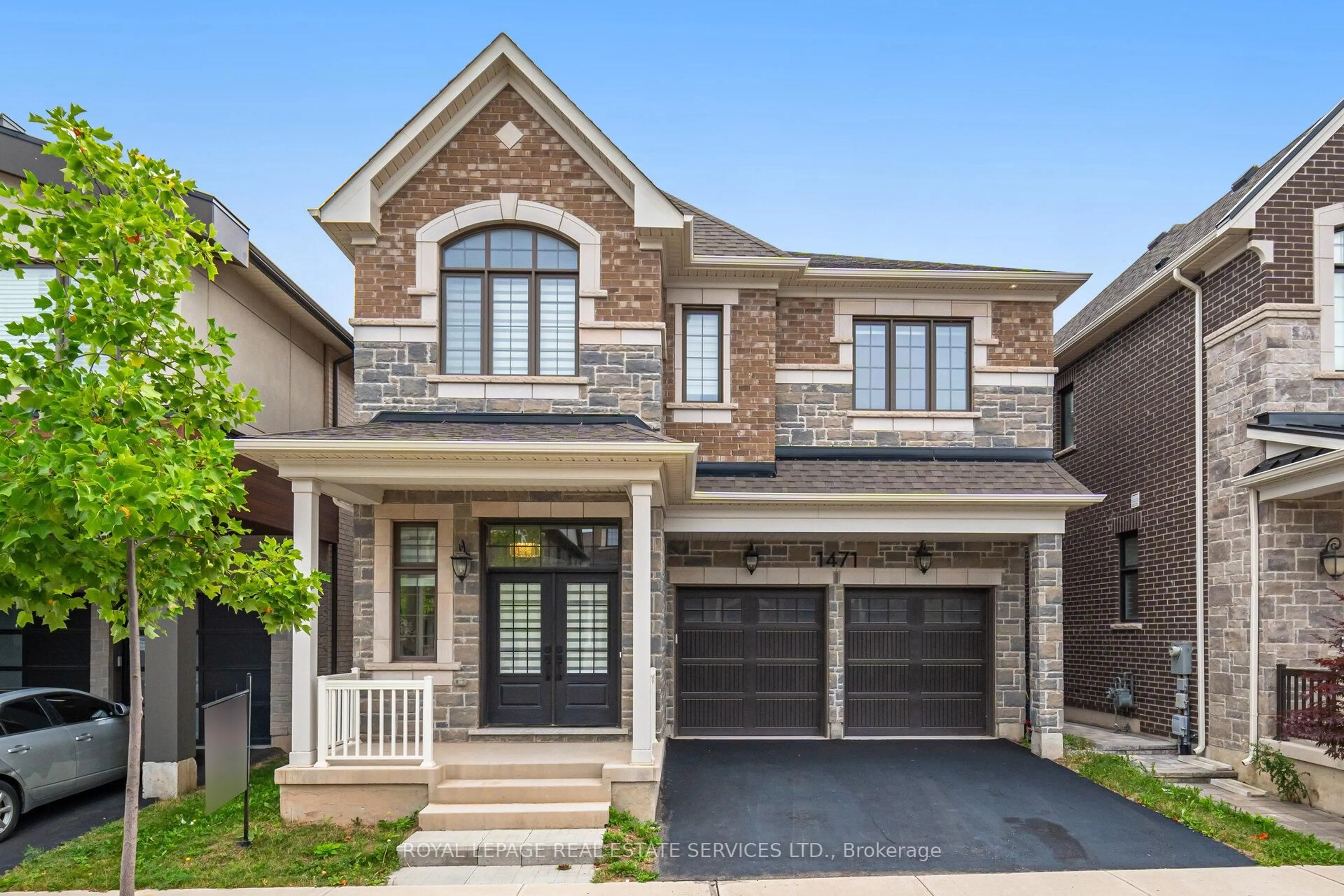 Home with brick exterior material, street for 1471 Everest Cres, Oakville Ontario L6H 3S4