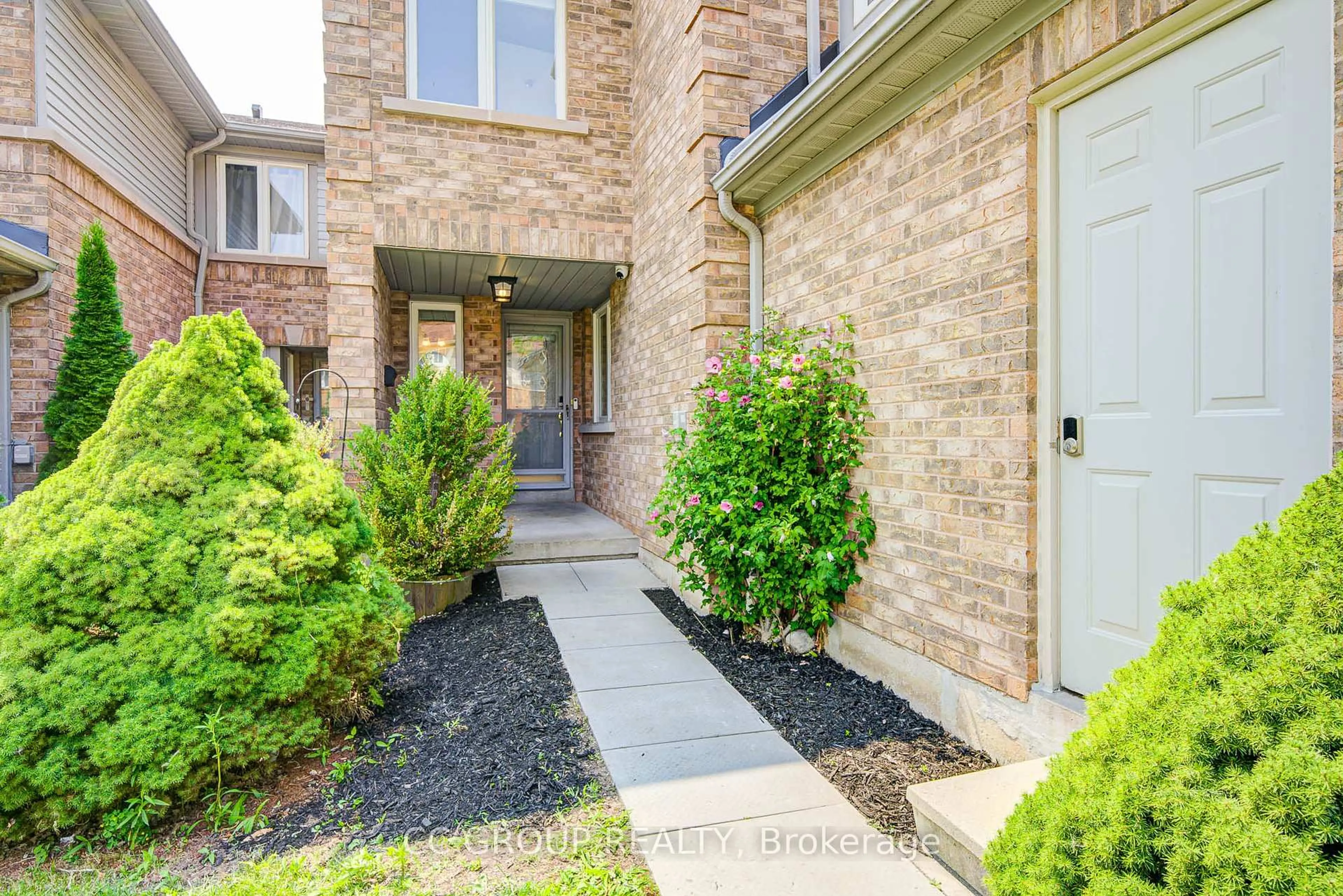 Unknown for 2555 Thomas St #67, Mississauga Ontario L5M 5P6