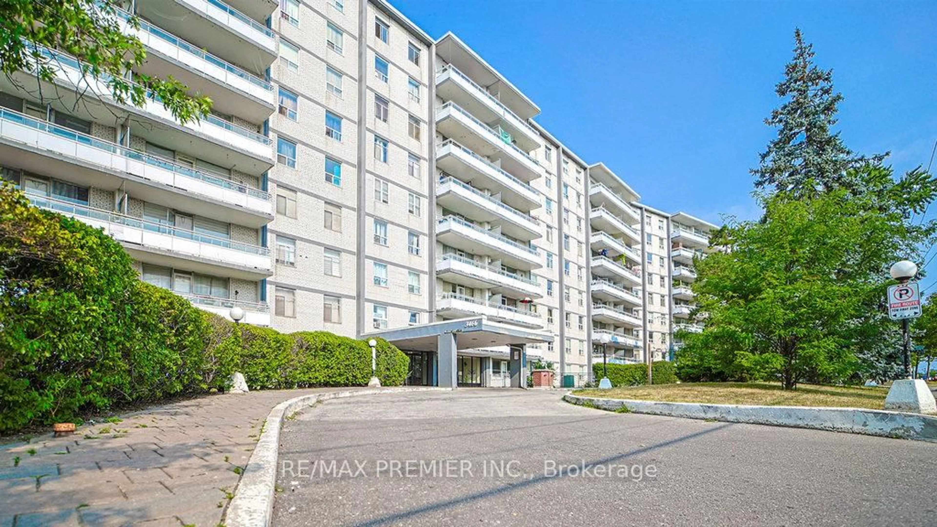 Patio, street for 3460 Keele St #511, Toronto Ontario M3J 1L9