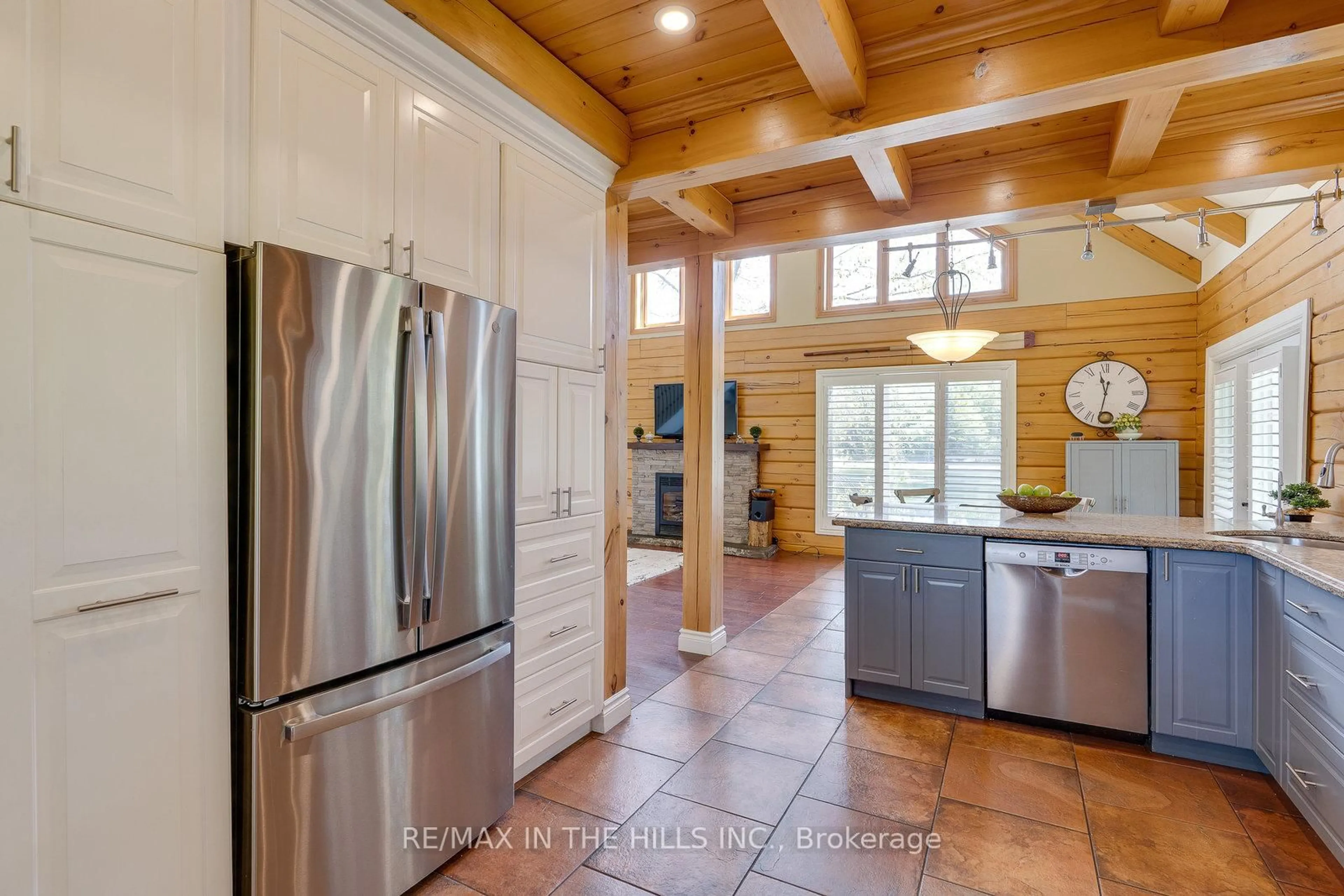 Open concept kitchen, unknown for 143 Green Lake Rd #143, Caledon Ontario L7K 0S4