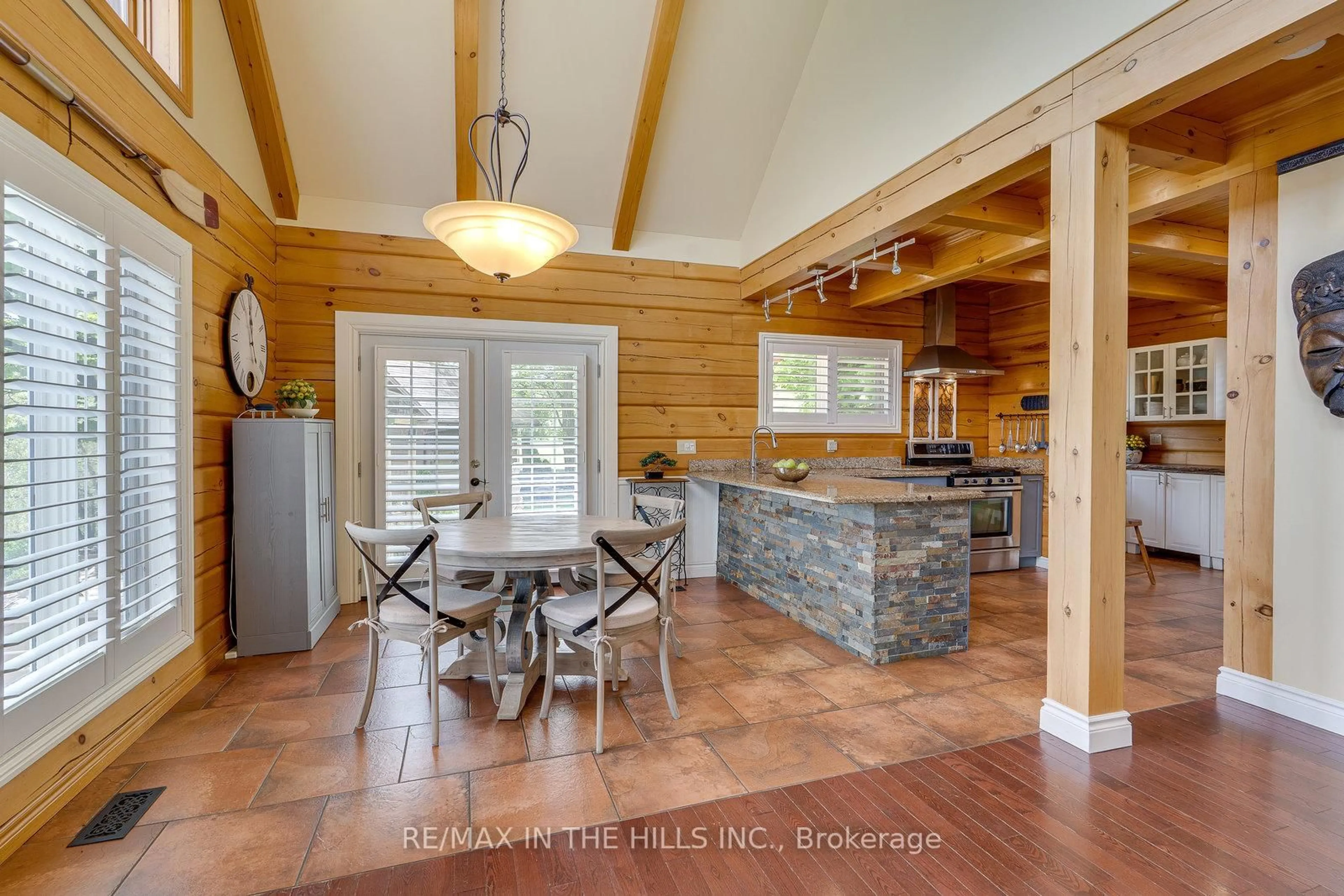 Open concept kitchen, unknown for 143 Green Lake Rd #143, Caledon Ontario L7K 0S4