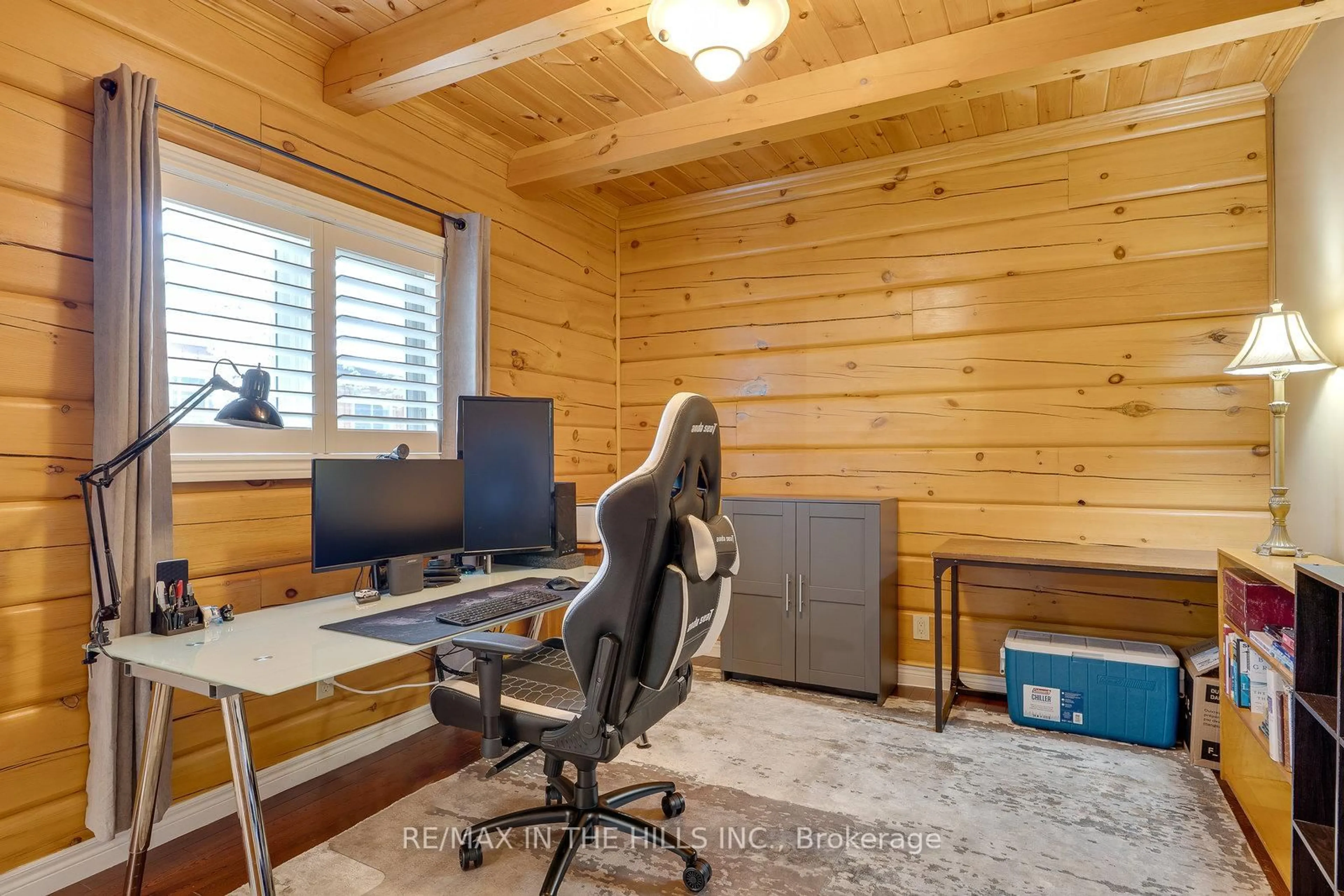 A pic of a room for 143 Green Lake Rd #143, Caledon Ontario L7K 0S4